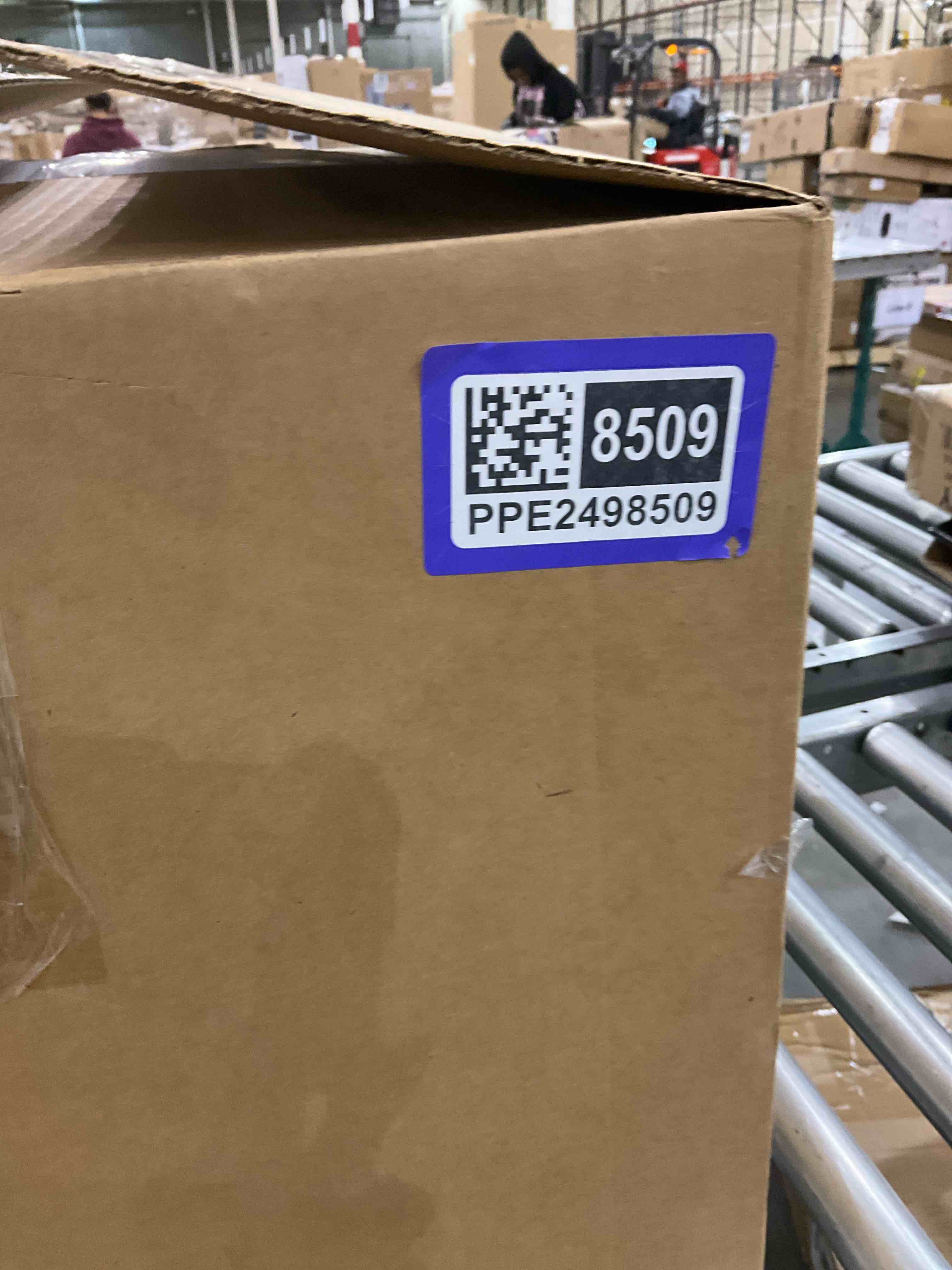 https://s3.amazonaws.com/lotting-images-prod/bidfta/PPE2498509_1746472497173.jpeg