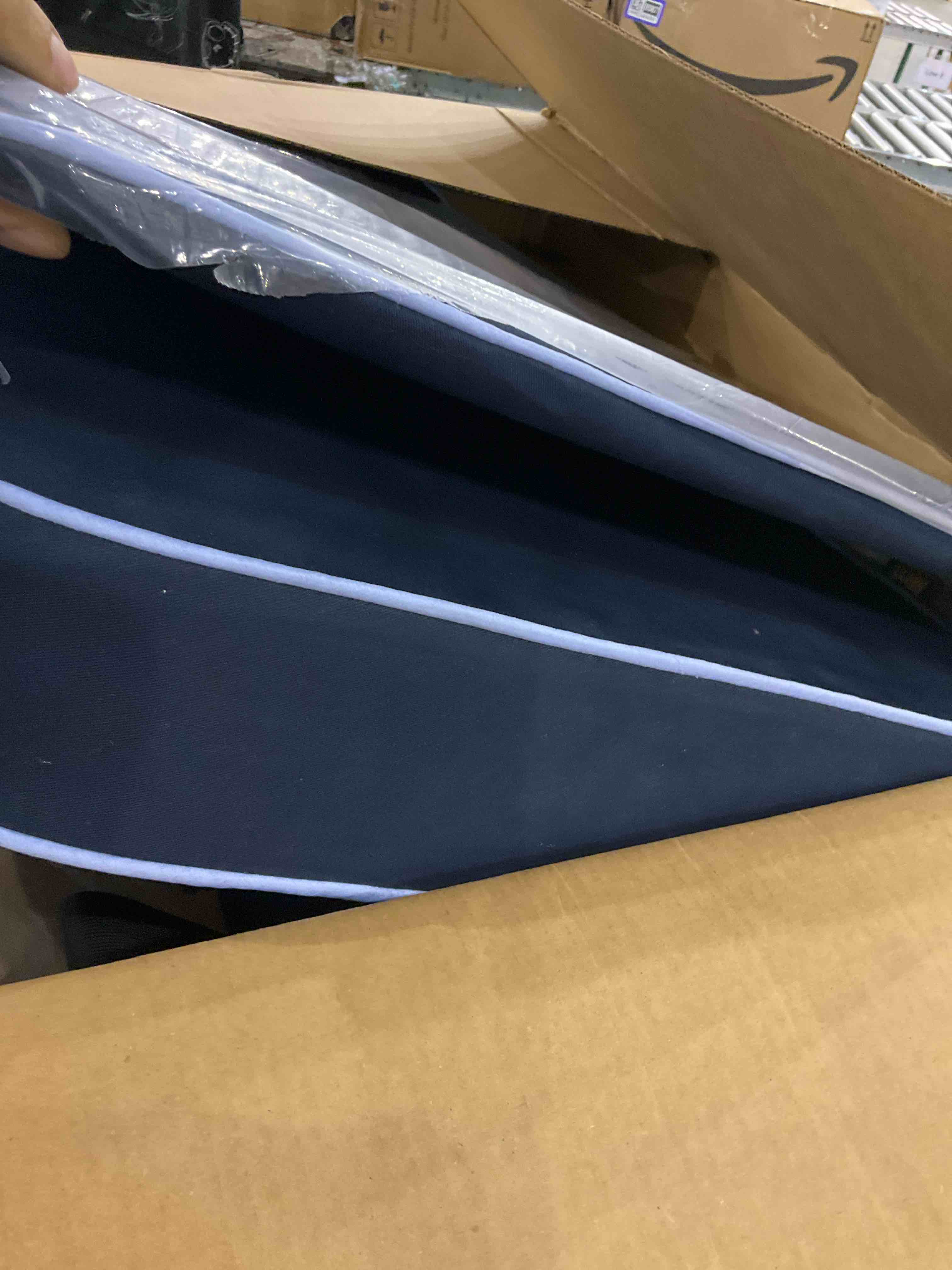 https://s3.amazonaws.com/lotting-images-prod/bidfta/PPE2498558_1746530975044.jpeg