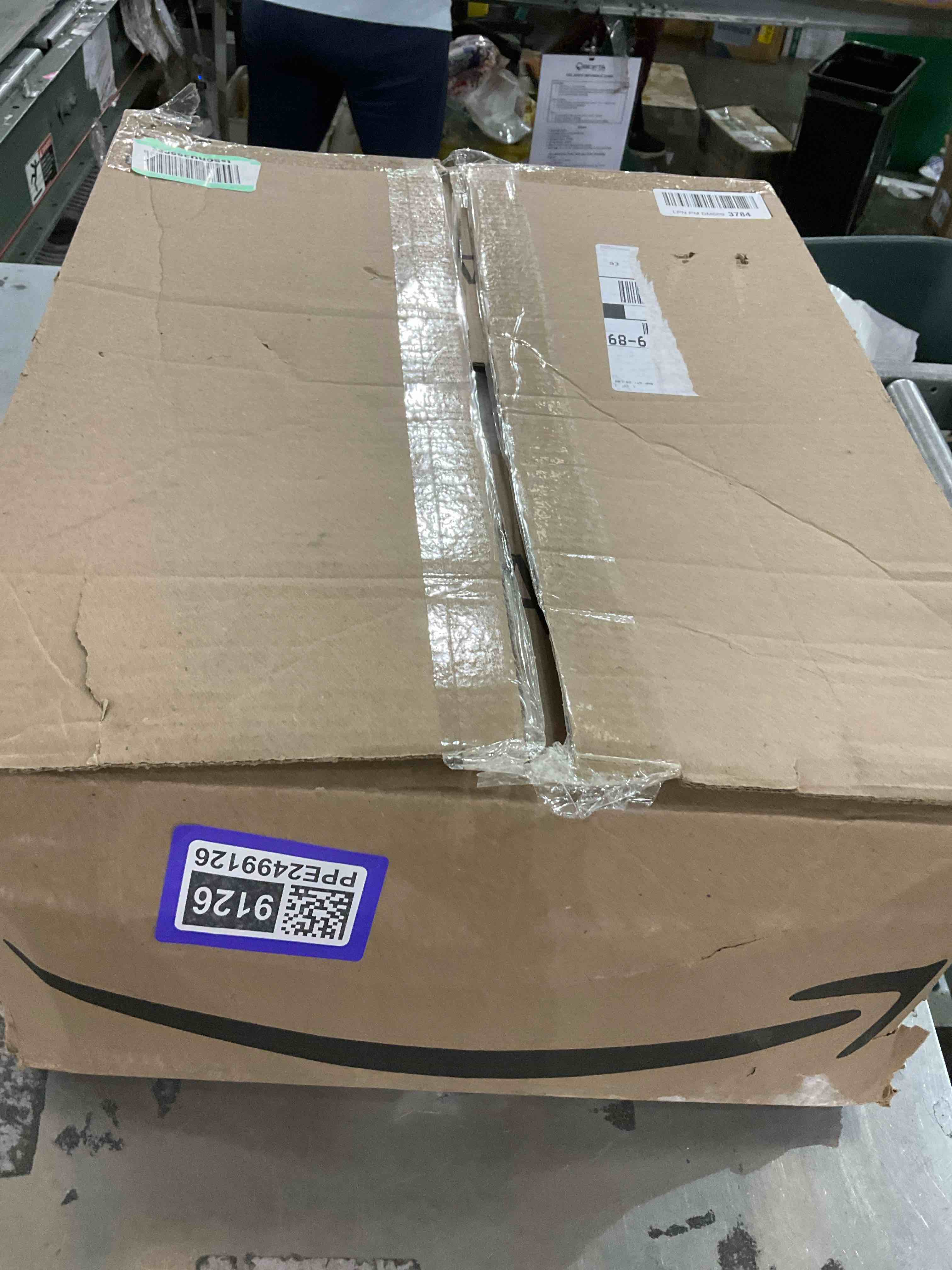 https://s3.amazonaws.com/lotting-images-prod/bidfta/PPE2499126_1746554129381.jpeg