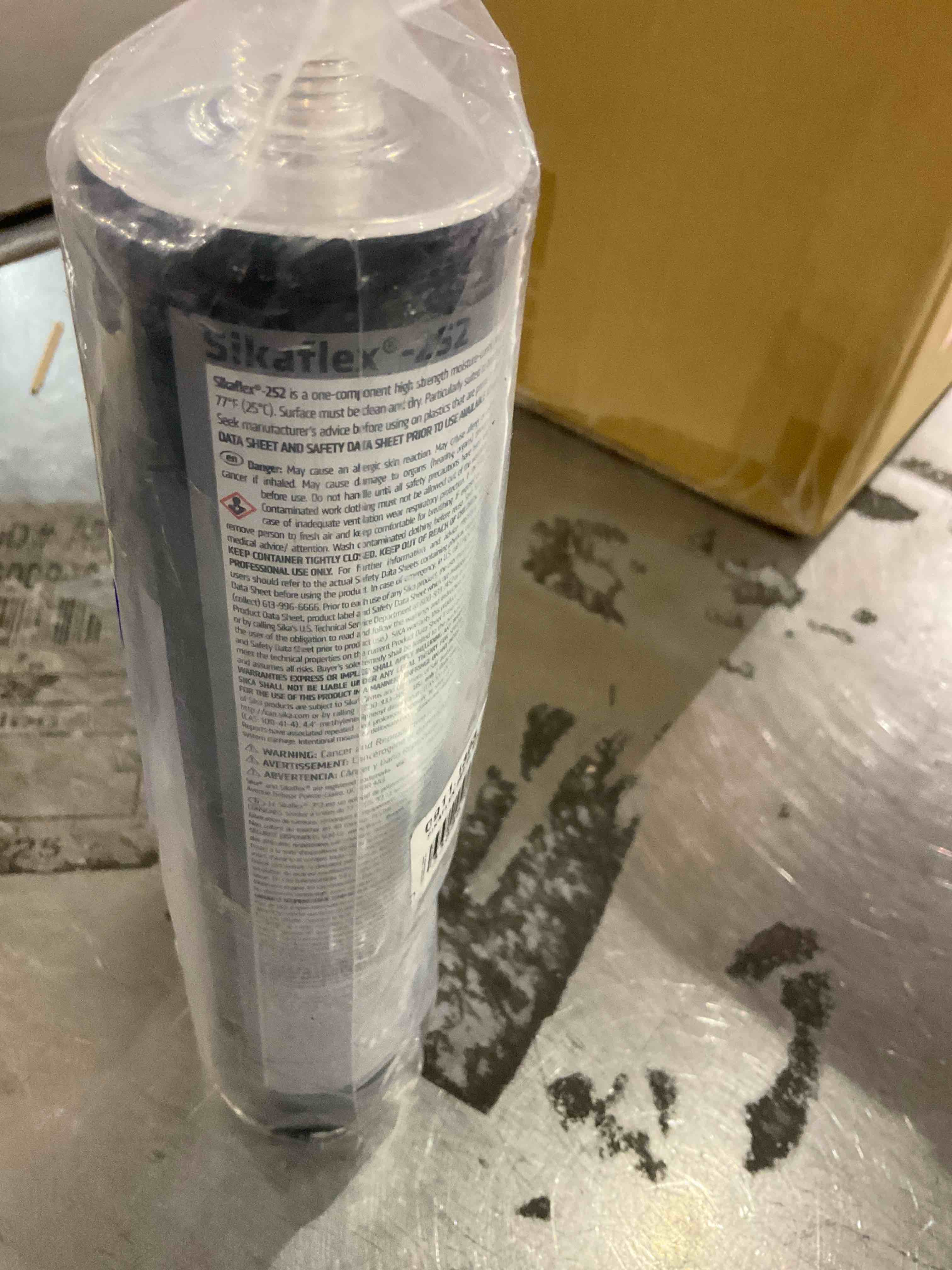 https://s3.amazonaws.com/lotting-images-prod/bidfta/PPE2499145_1746622706905.jpeg