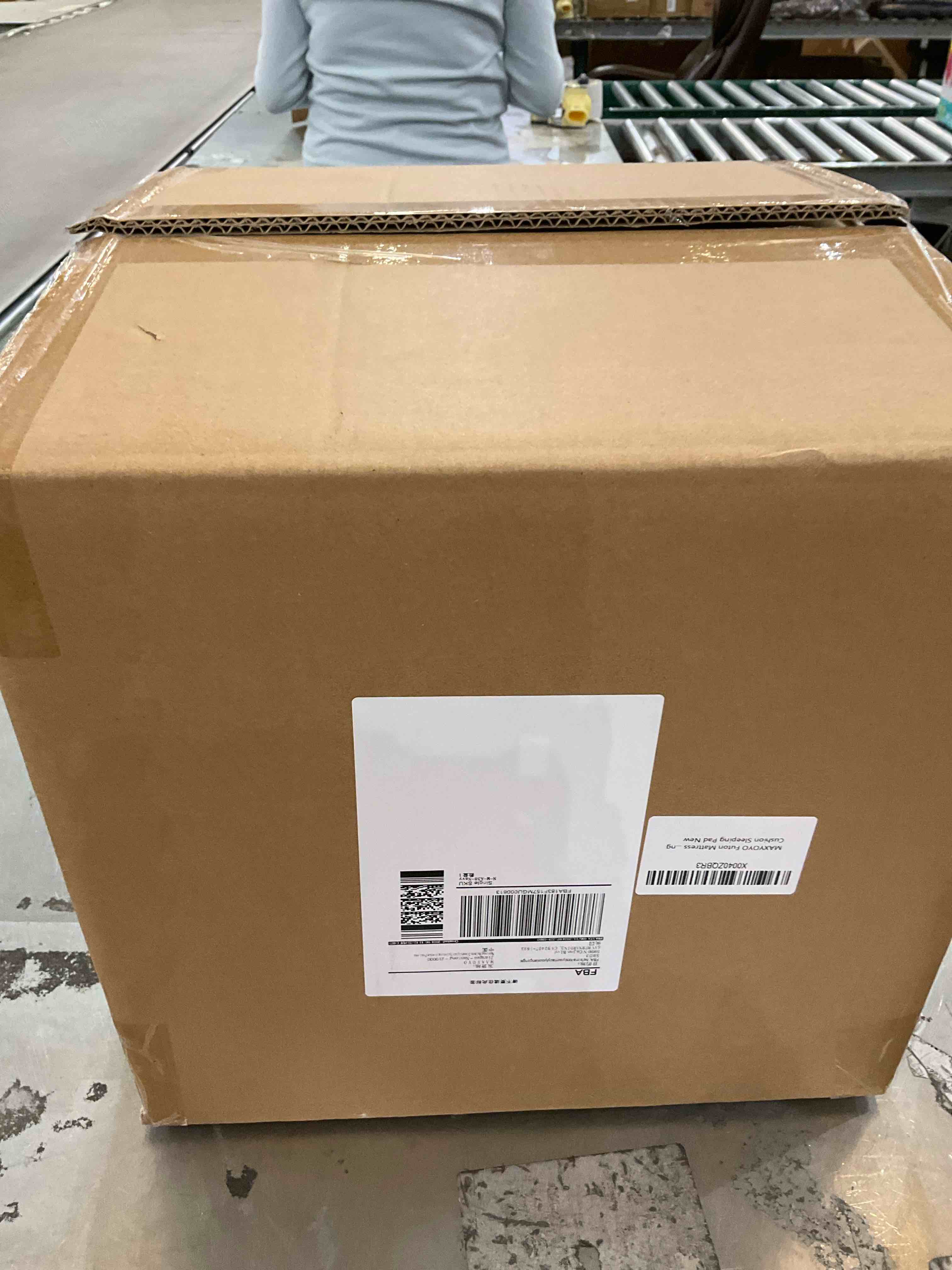 https://s3.amazonaws.com/lotting-images-prod/bidfta/PPE2499160_1746558997076.jpeg