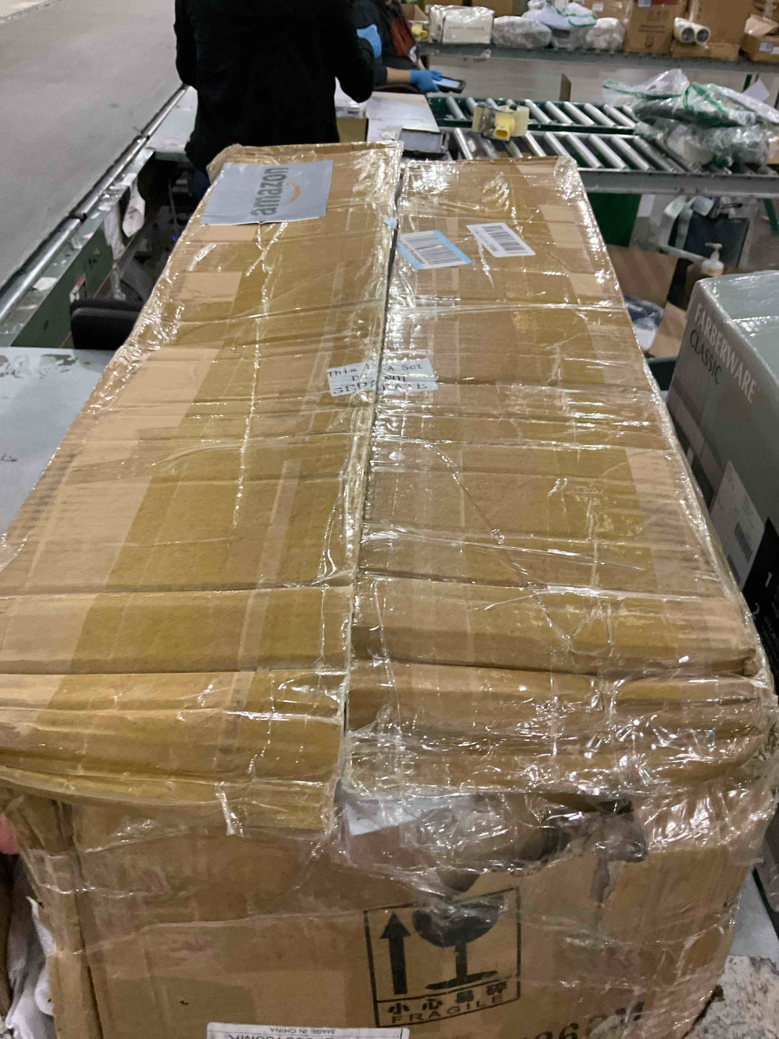 https://s3.amazonaws.com/lotting-images-prod/bidfta/PPE2499225_1746704959186.jpeg