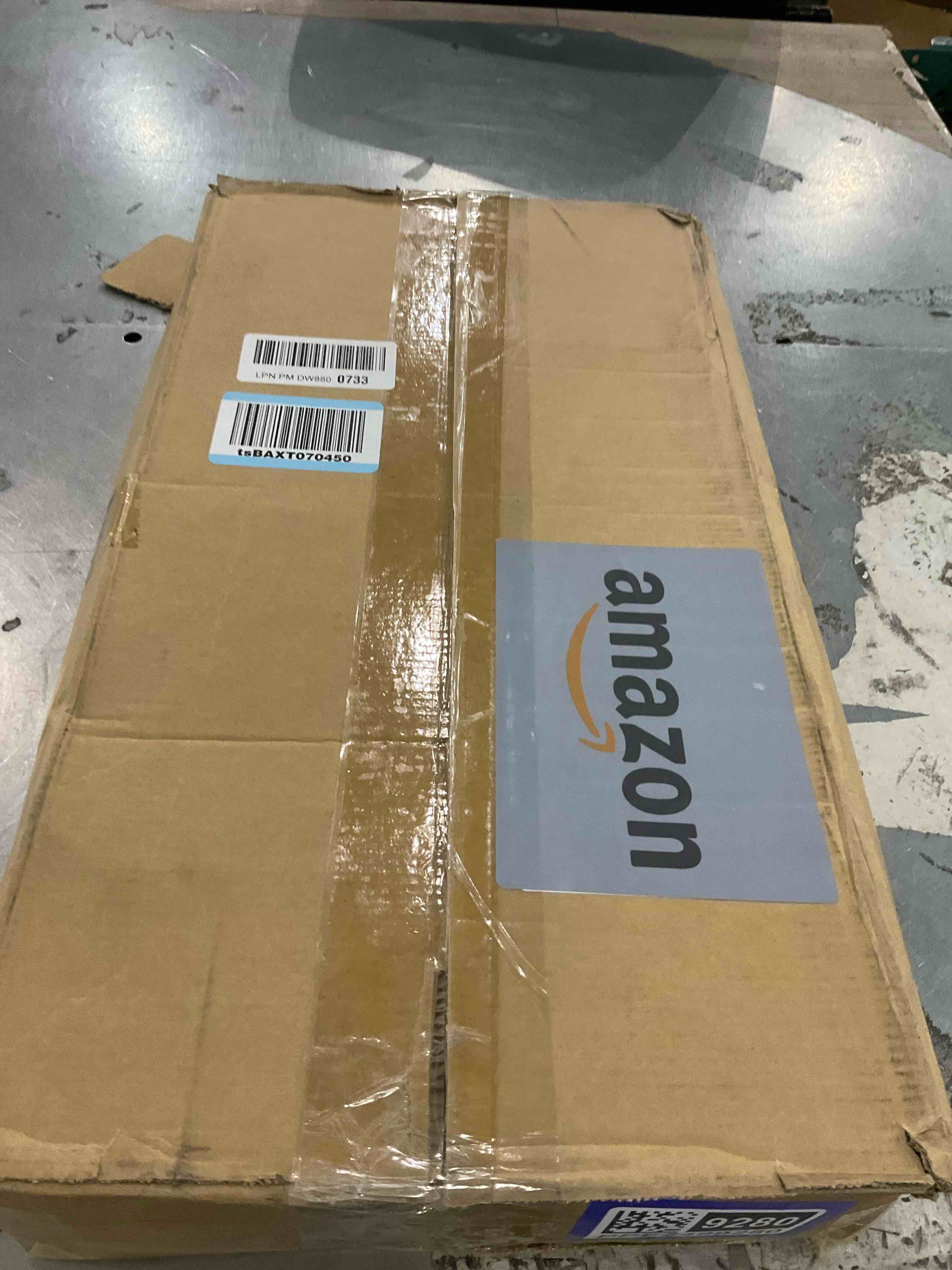 https://s3.amazonaws.com/lotting-images-prod/bidfta/PPE2499280_1746618776166.jpeg