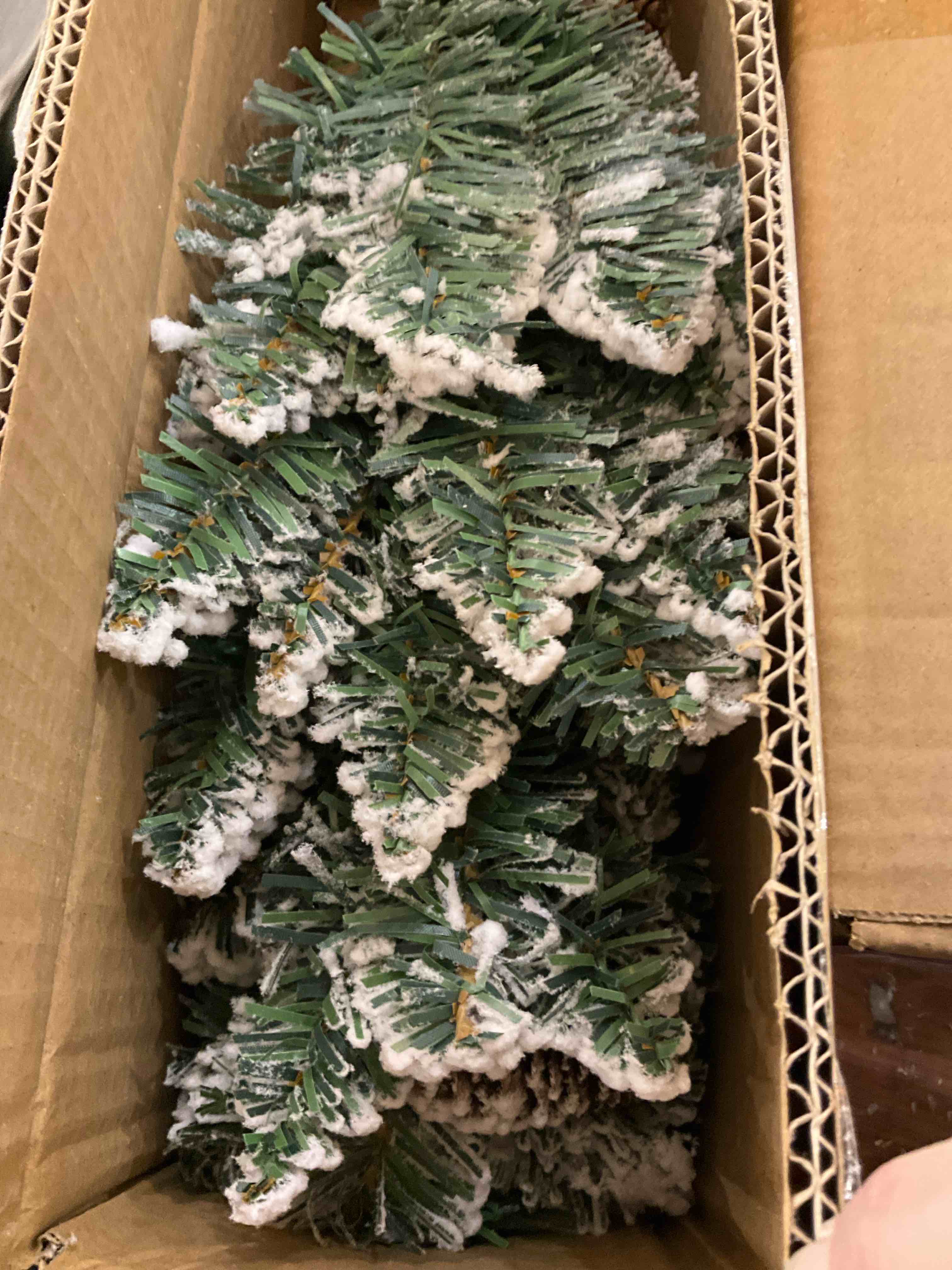 https://s3.amazonaws.com/lotting-images-prod/bidfta/PPE2499338_1746557267360.jpeg