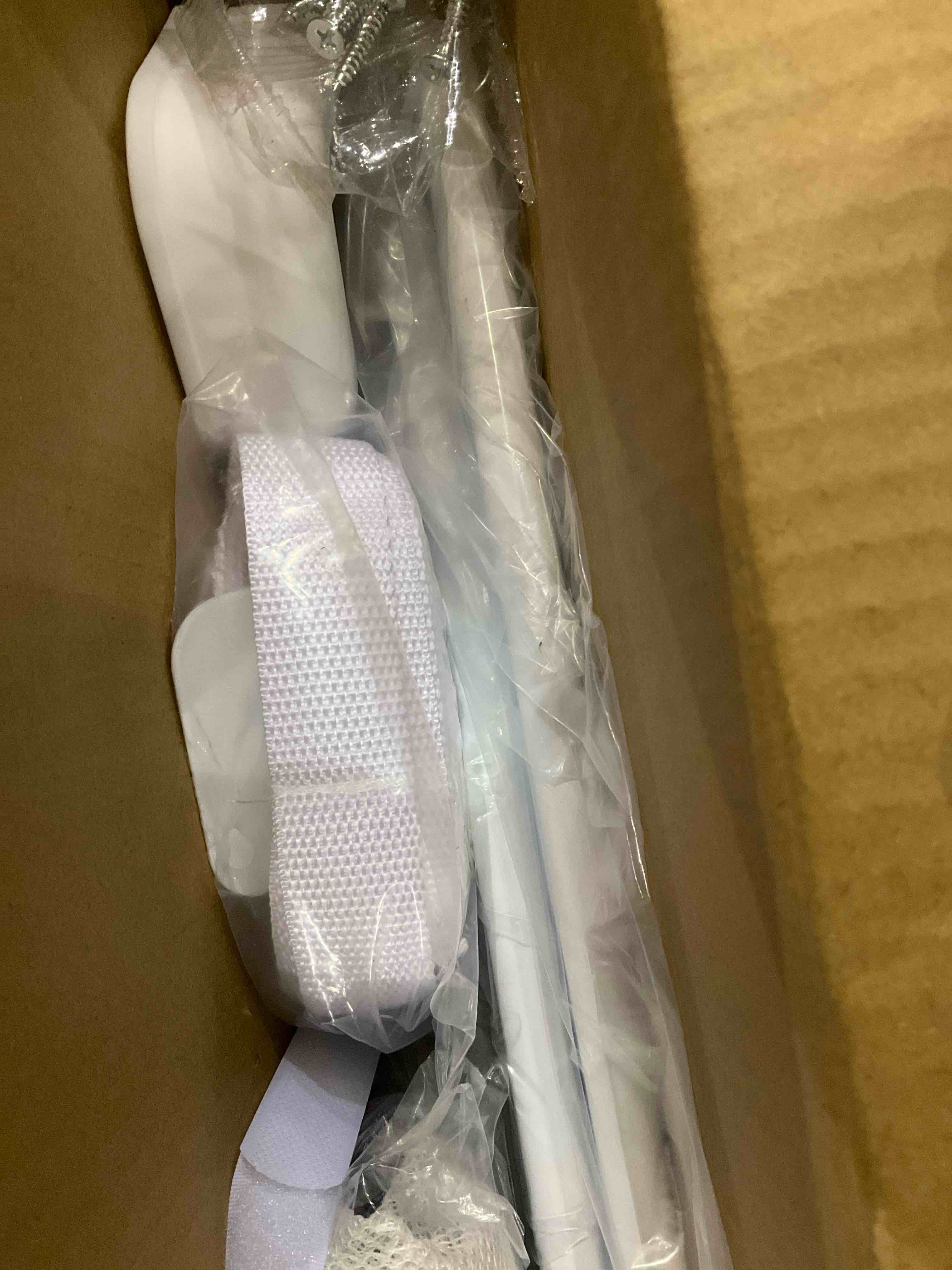 https://s3.amazonaws.com/lotting-images-prod/bidfta/PPE2499547_1746707825071.jpeg