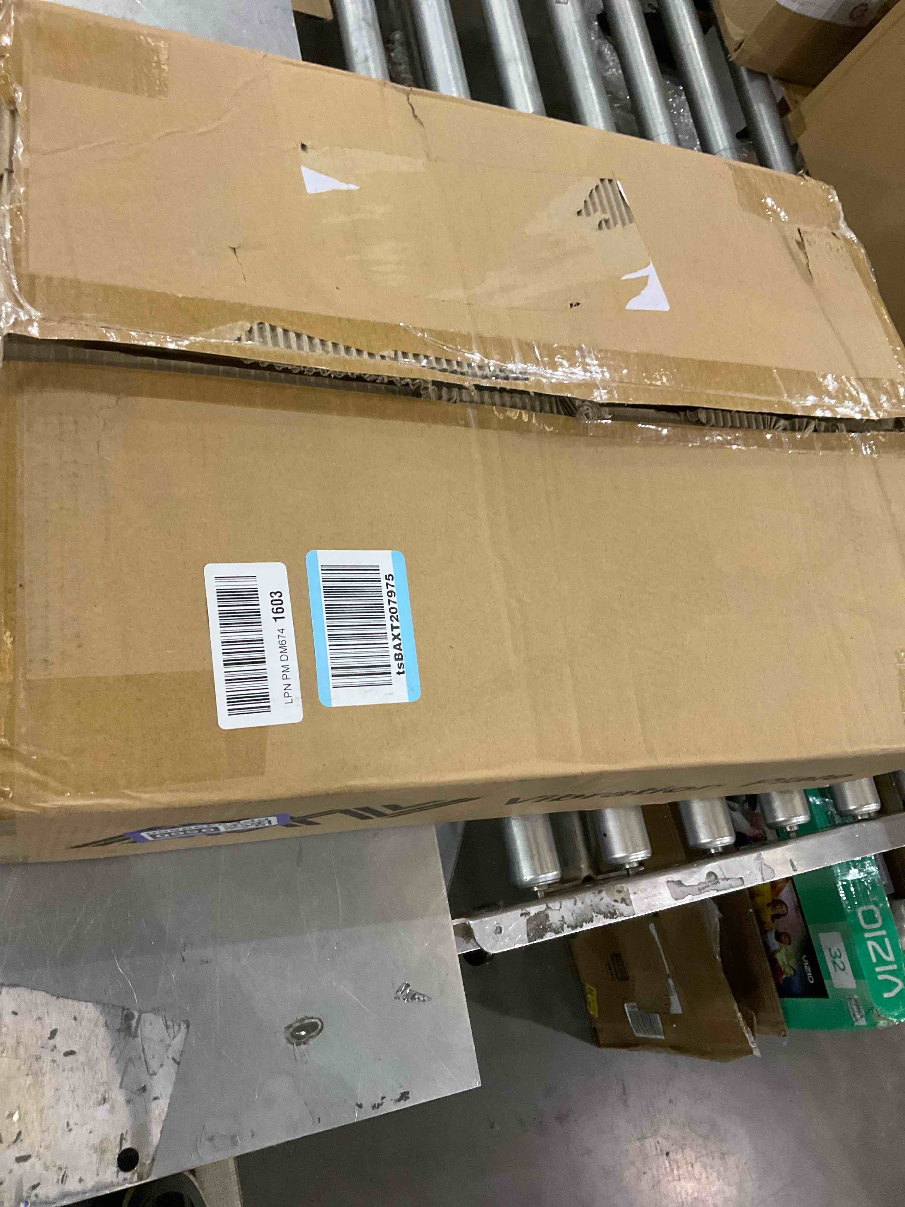 https://s3.amazonaws.com/lotting-images-prod/bidfta/PPE2499560_1746705665460.jpeg