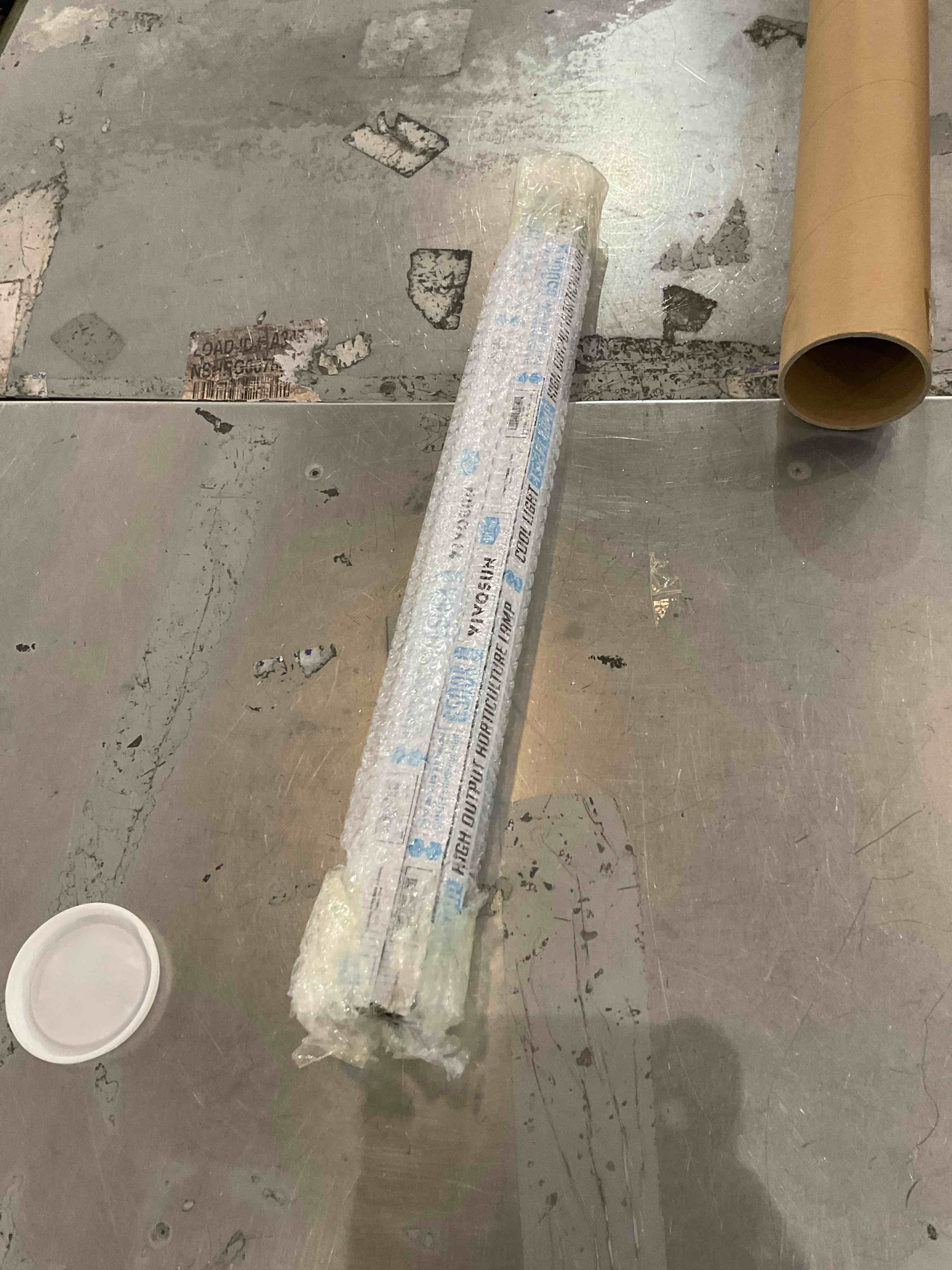 https://s3.amazonaws.com/lotting-images-prod/bidfta/PPE2499565_1746712037012.jpeg