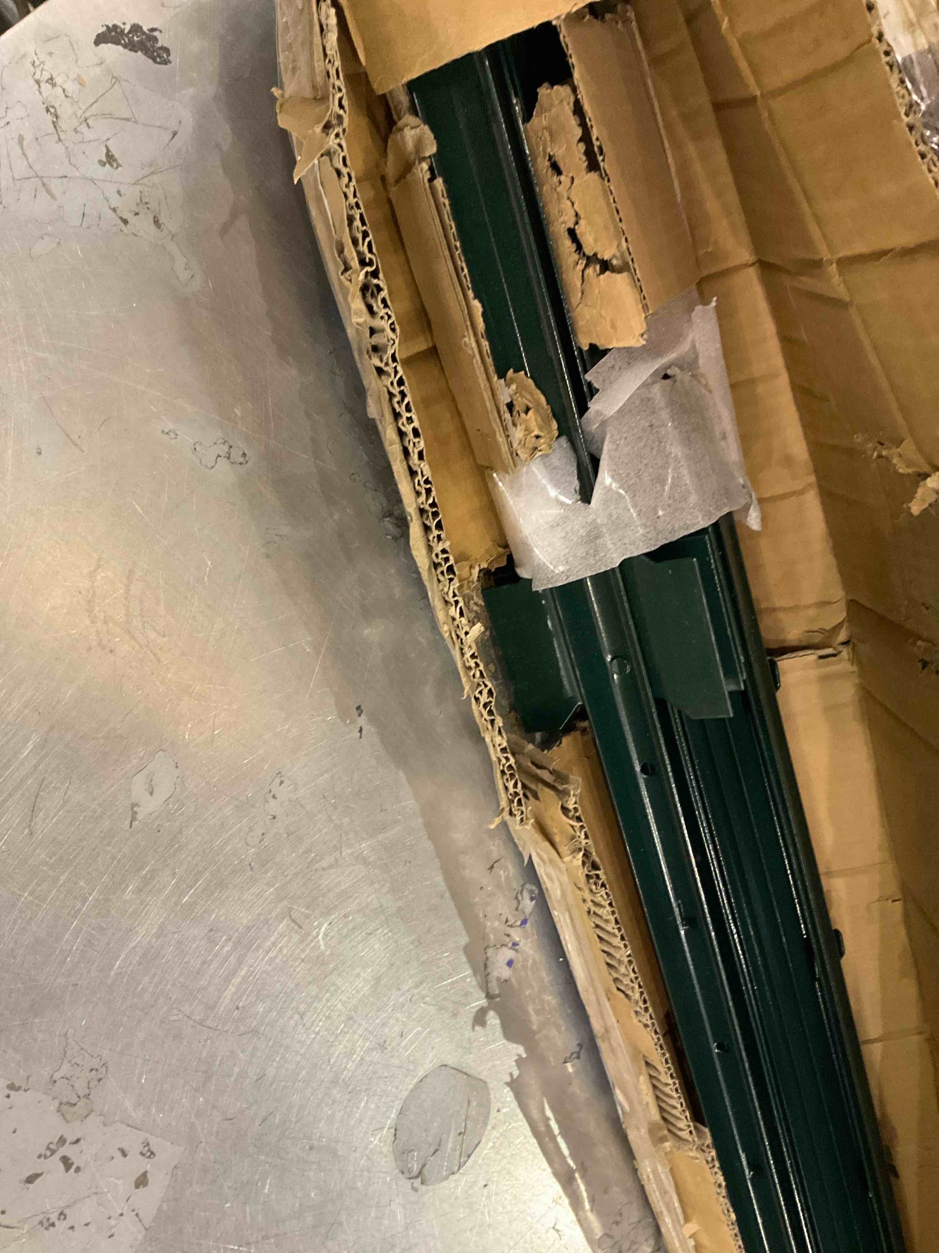 https://s3.amazonaws.com/lotting-images-prod/bidfta/PPE2499591_1746708512339.jpeg