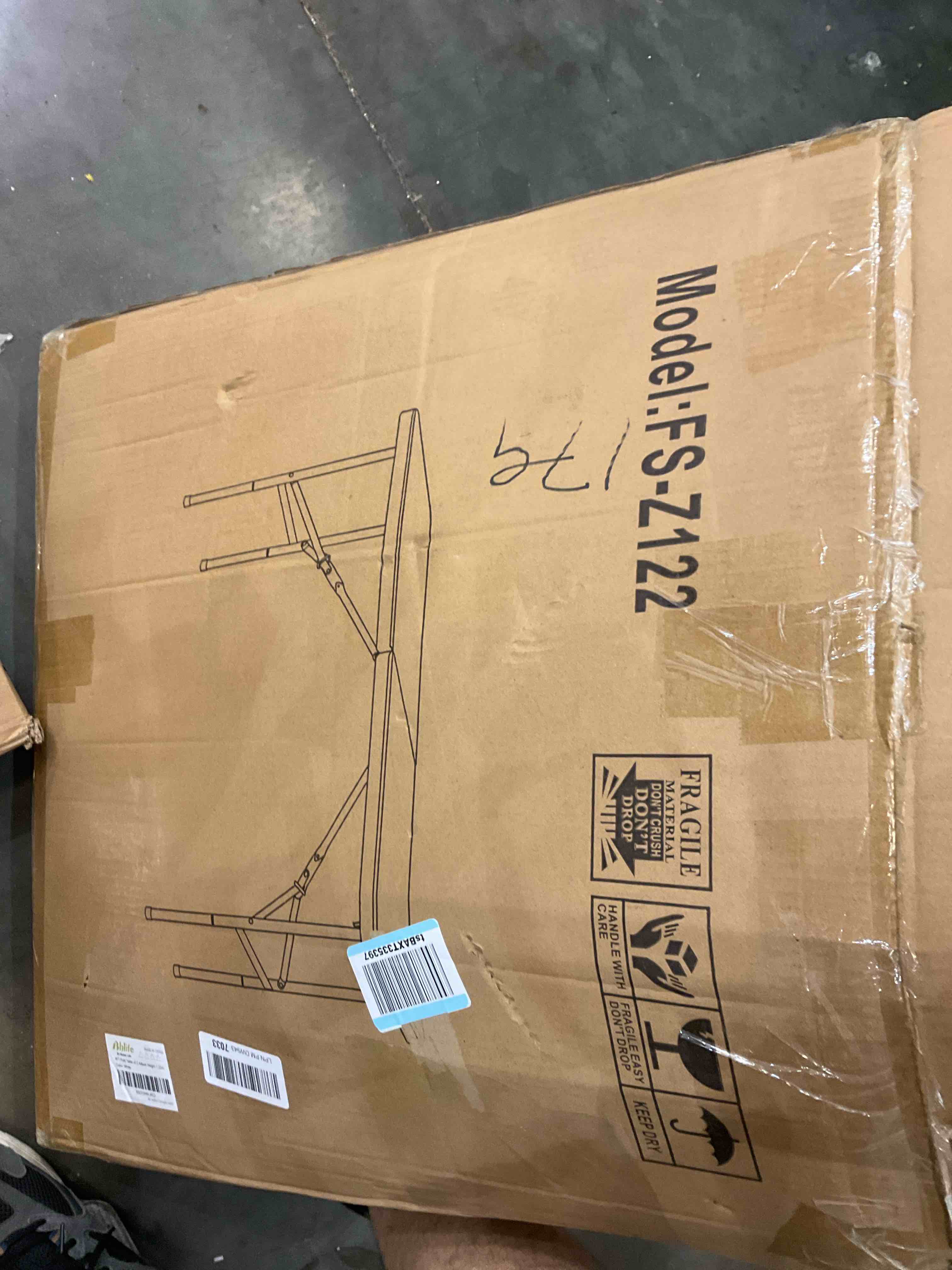 https://s3.amazonaws.com/lotting-images-prod/bidfta/PPE2499717_1746716606880.jpeg