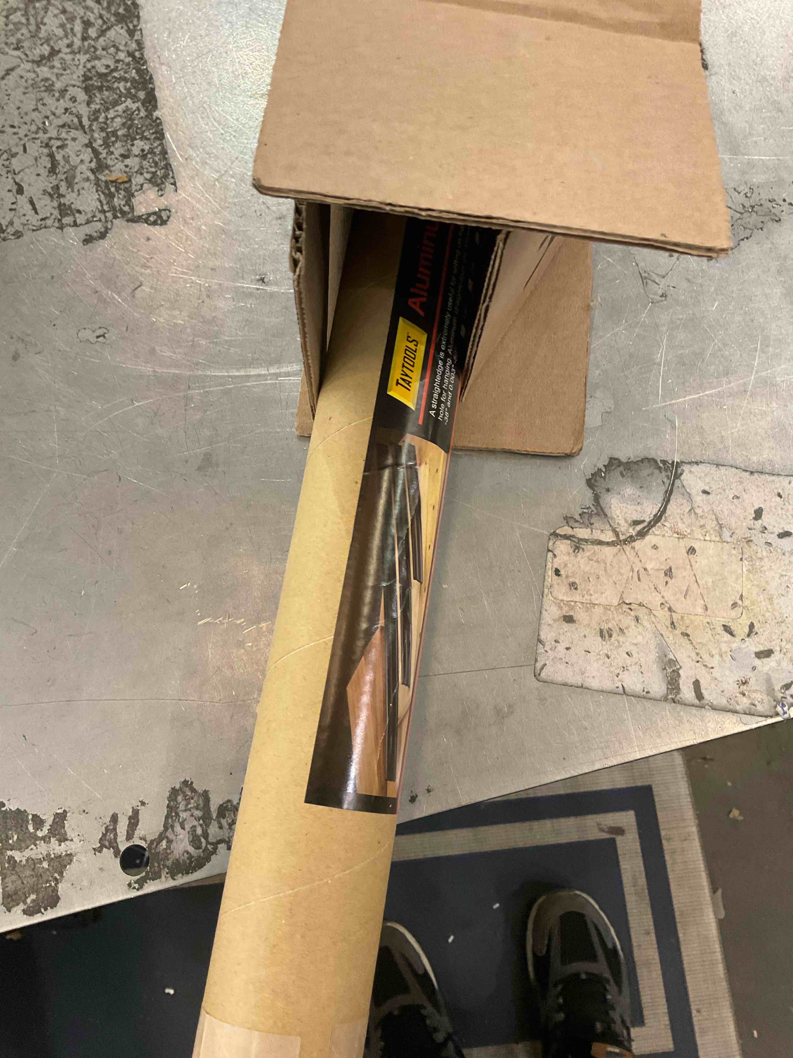 https://s3.amazonaws.com/lotting-images-prod/bidfta/PPE2499733_1746716869602.jpeg