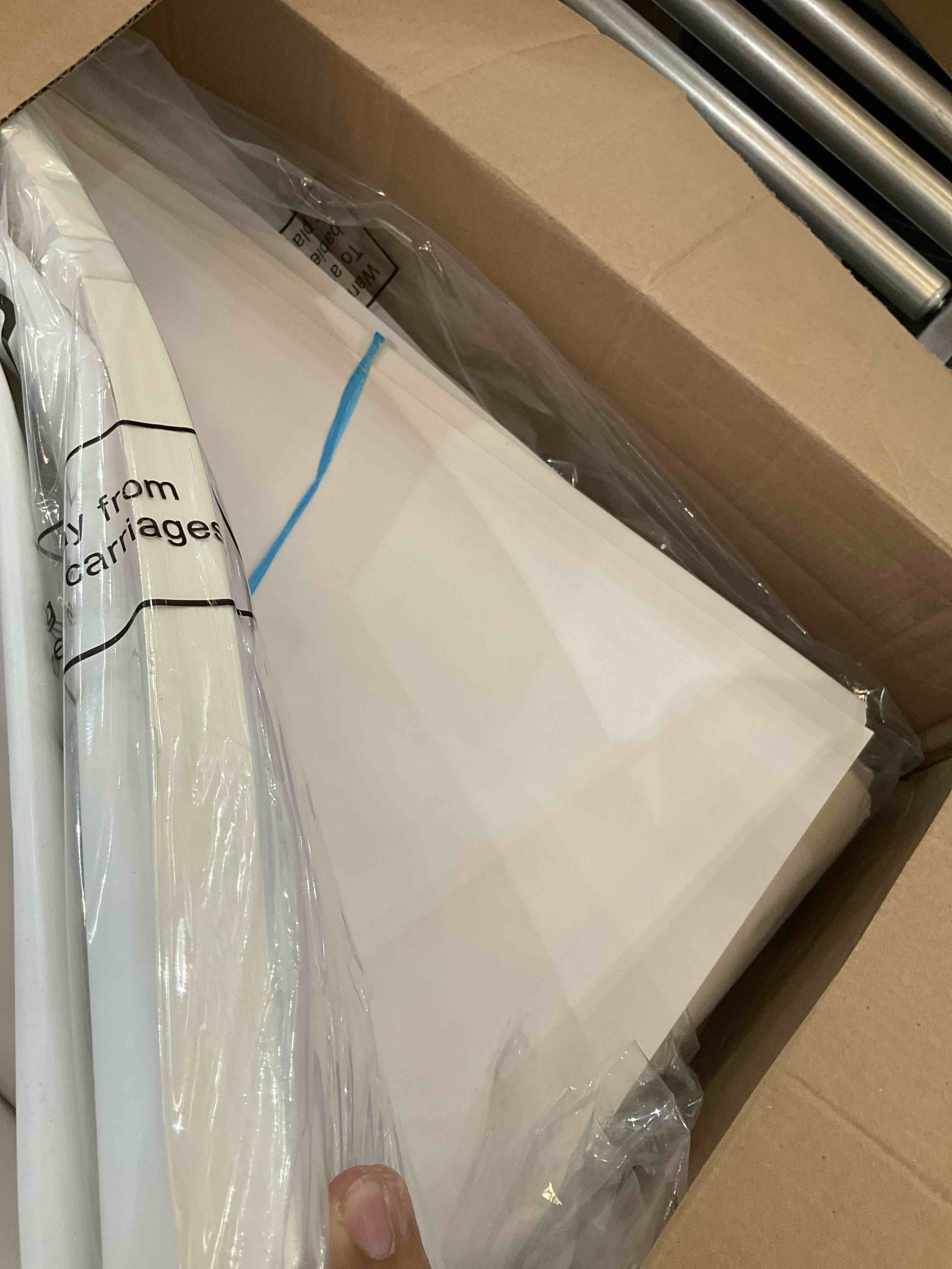 https://s3.amazonaws.com/lotting-images-prod/bidfta/PPE2499760_1746719167482.jpeg