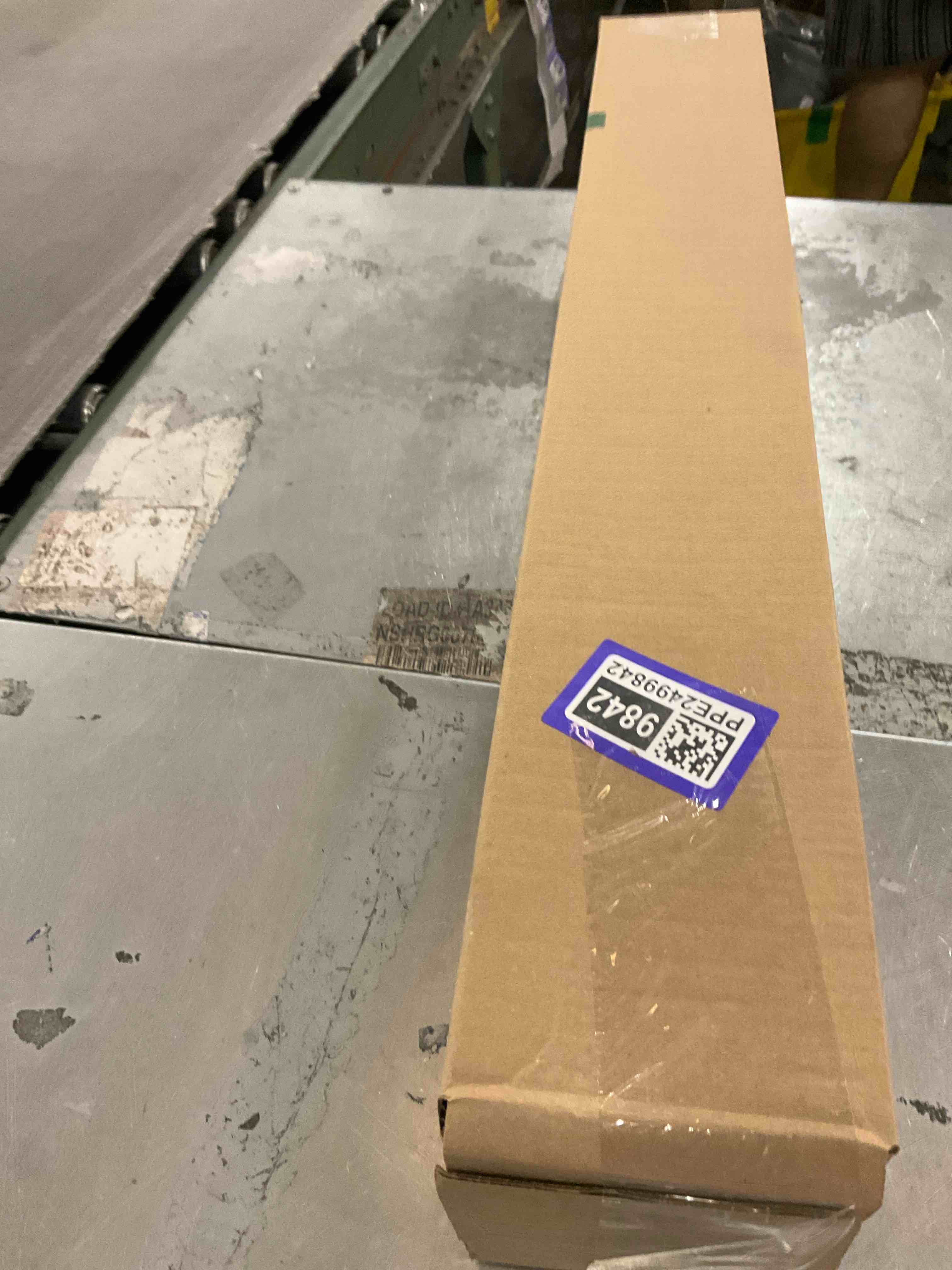 https://s3.amazonaws.com/lotting-images-prod/bidfta/PPE2499842_1746726642464.jpeg