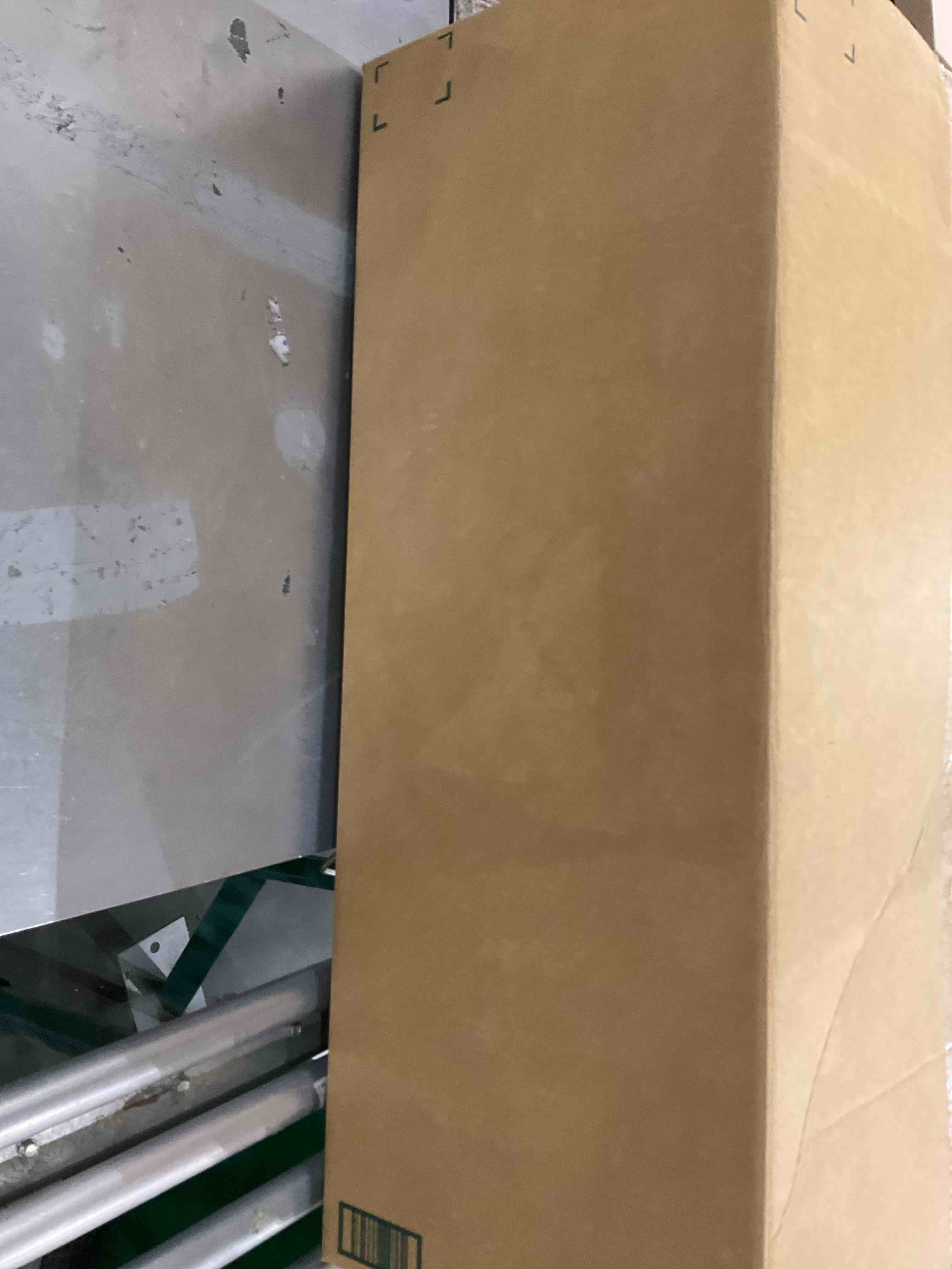 https://s3.amazonaws.com/lotting-images-prod/bidfta/PPE2499951_1746789986263.jpeg