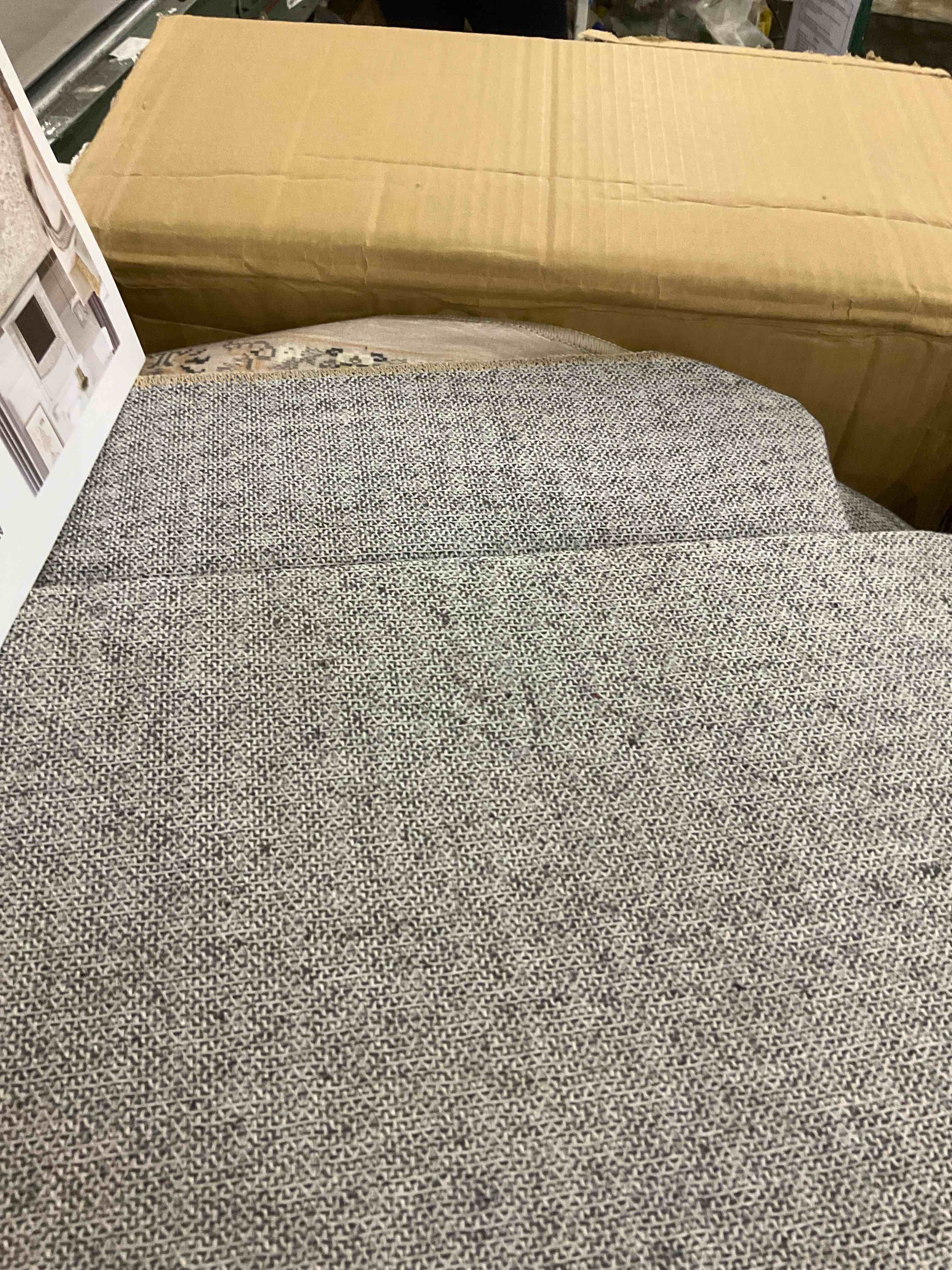 https://s3.amazonaws.com/lotting-images-prod/bidfta/PPE2500003_1746534415339.jpeg
