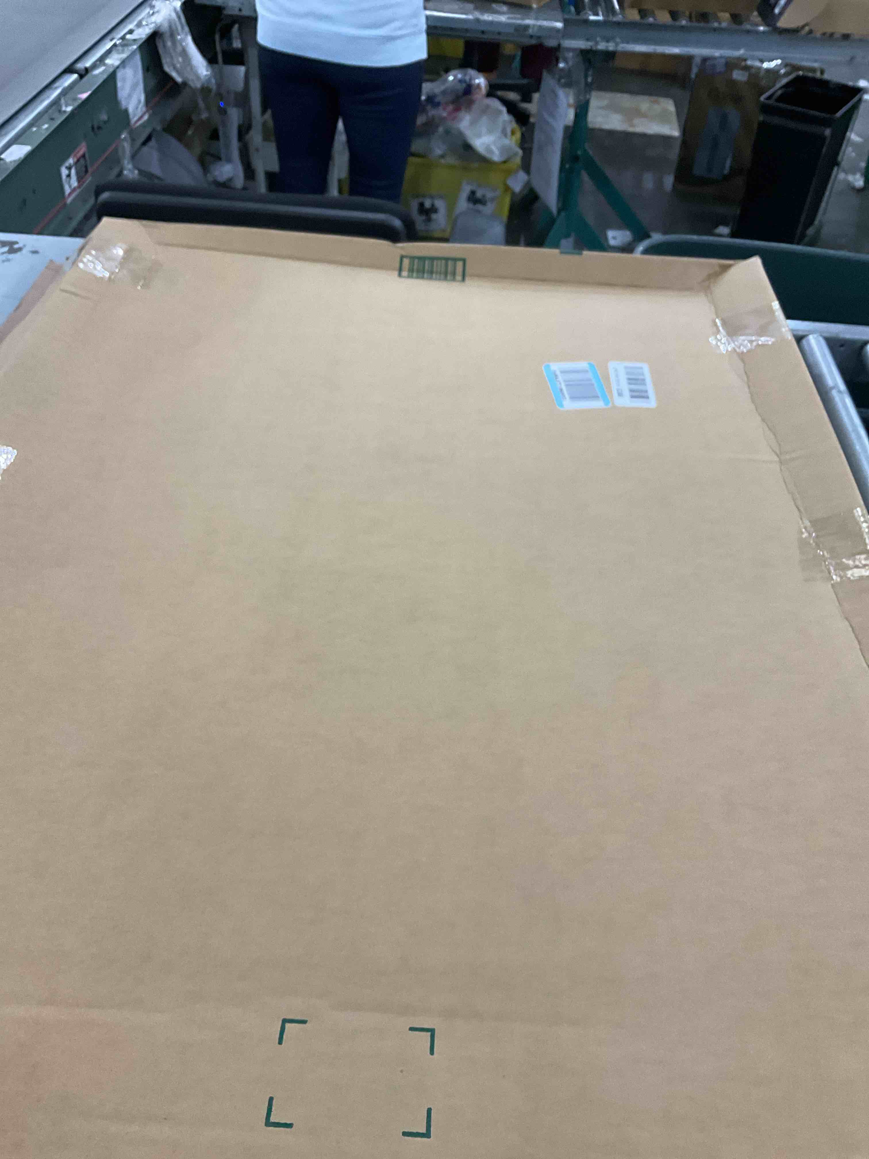 https://s3.amazonaws.com/lotting-images-prod/bidfta/PPE2500153_1746537655299.jpeg