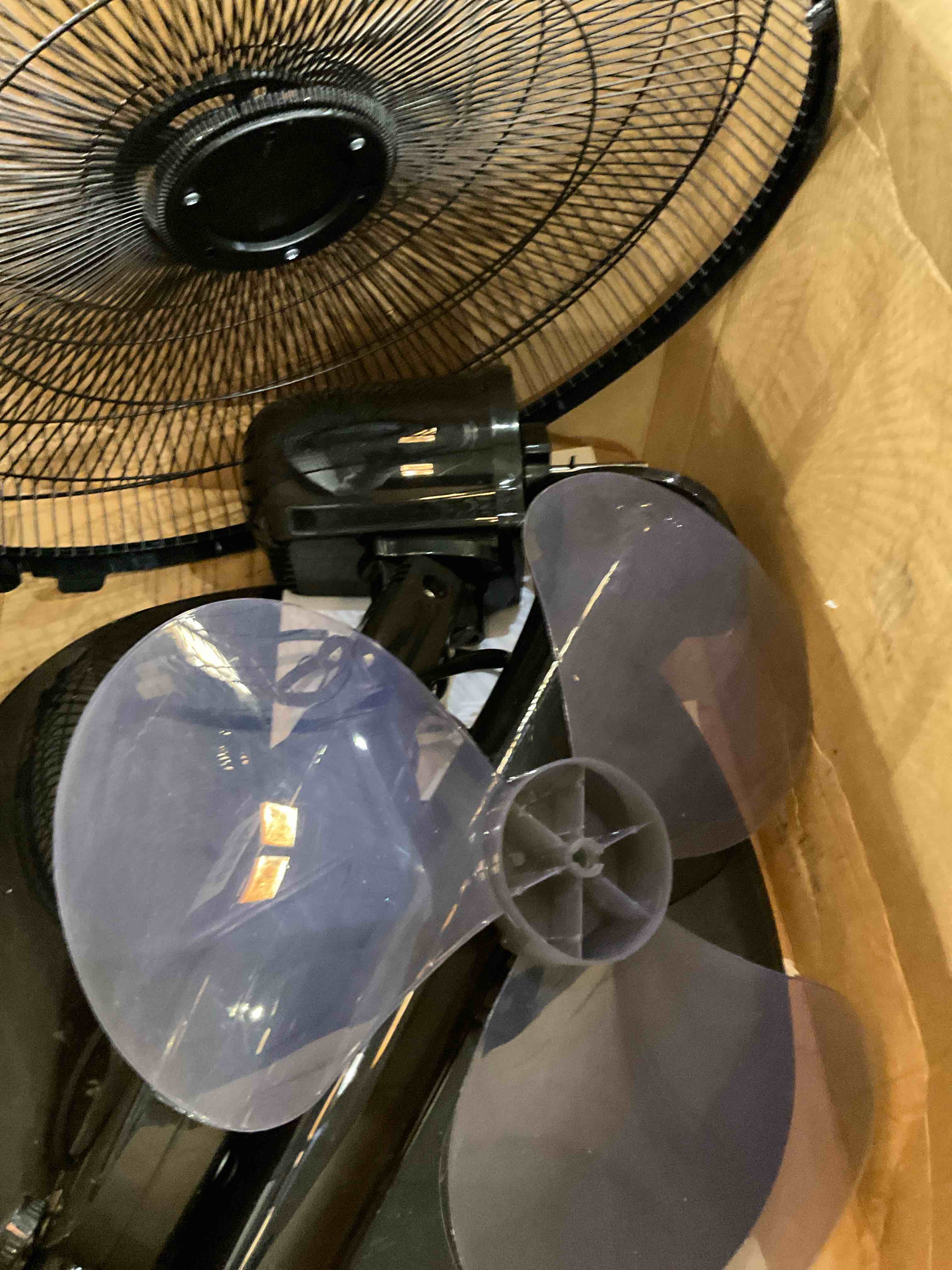 https://s3.amazonaws.com/lotting-images-prod/bidfta/PPE2500163_1746542495722.jpeg