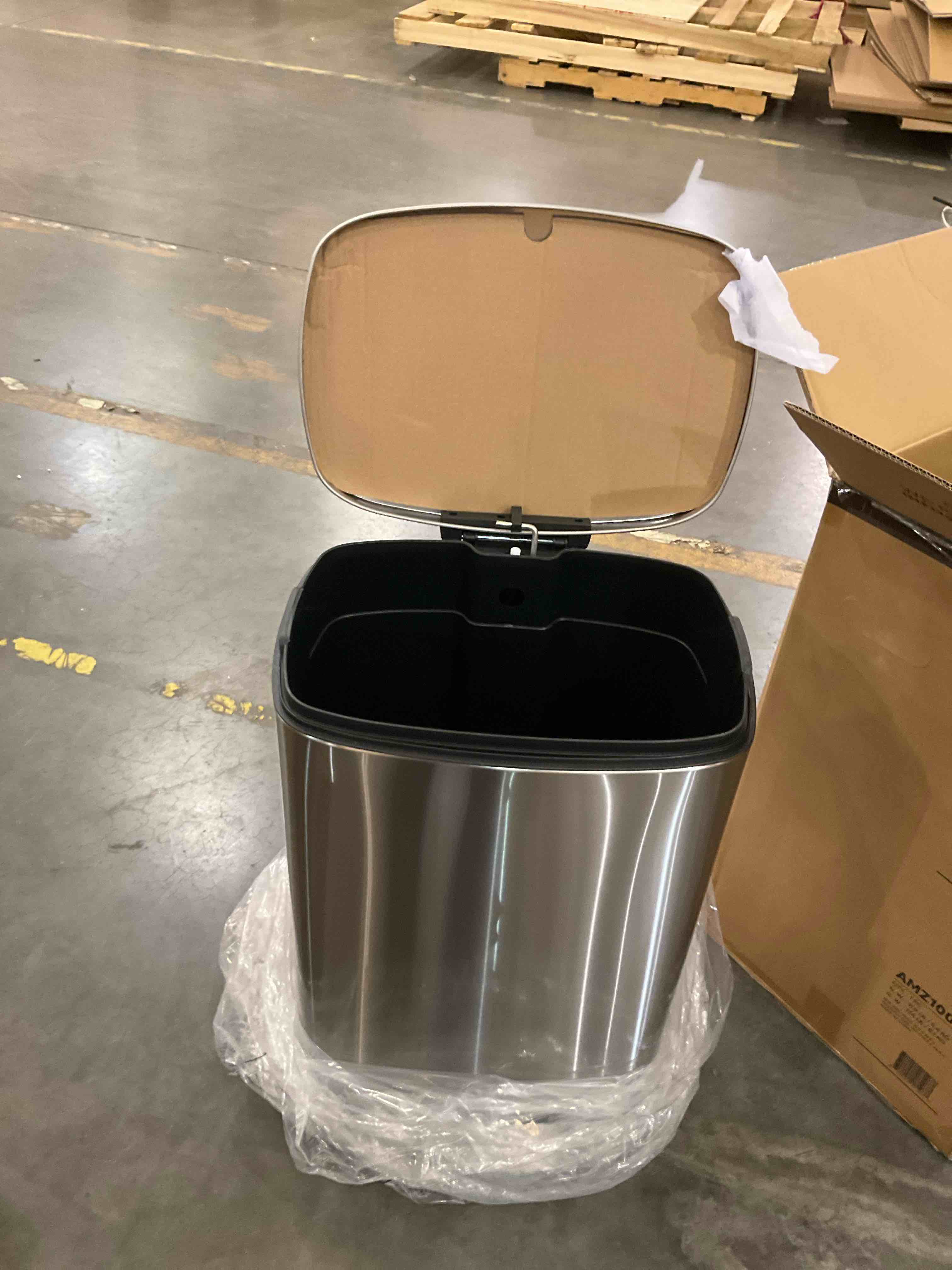 https://s3.amazonaws.com/lotting-images-prod/bidfta/PPE2500206_1746541972930.jpeg