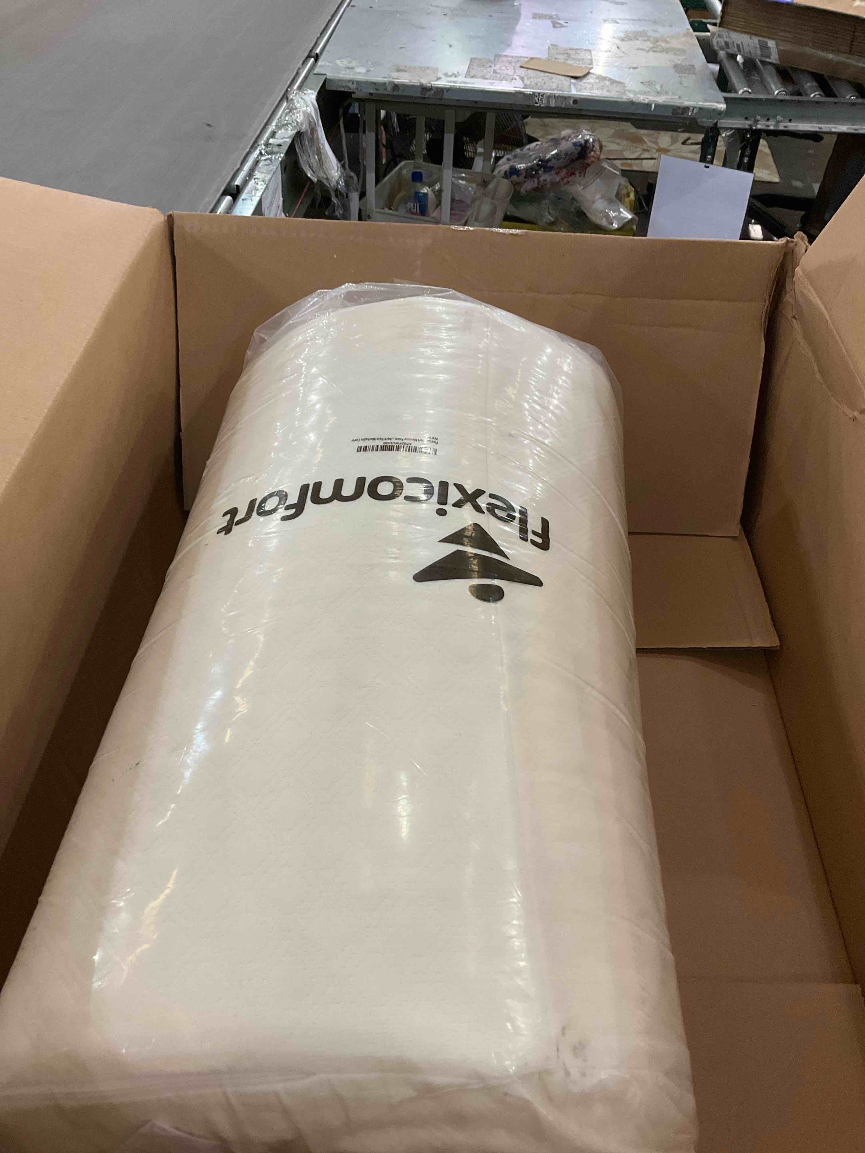 https://s3.amazonaws.com/lotting-images-prod/bidfta/PPE2500218_1746541797597.jpeg