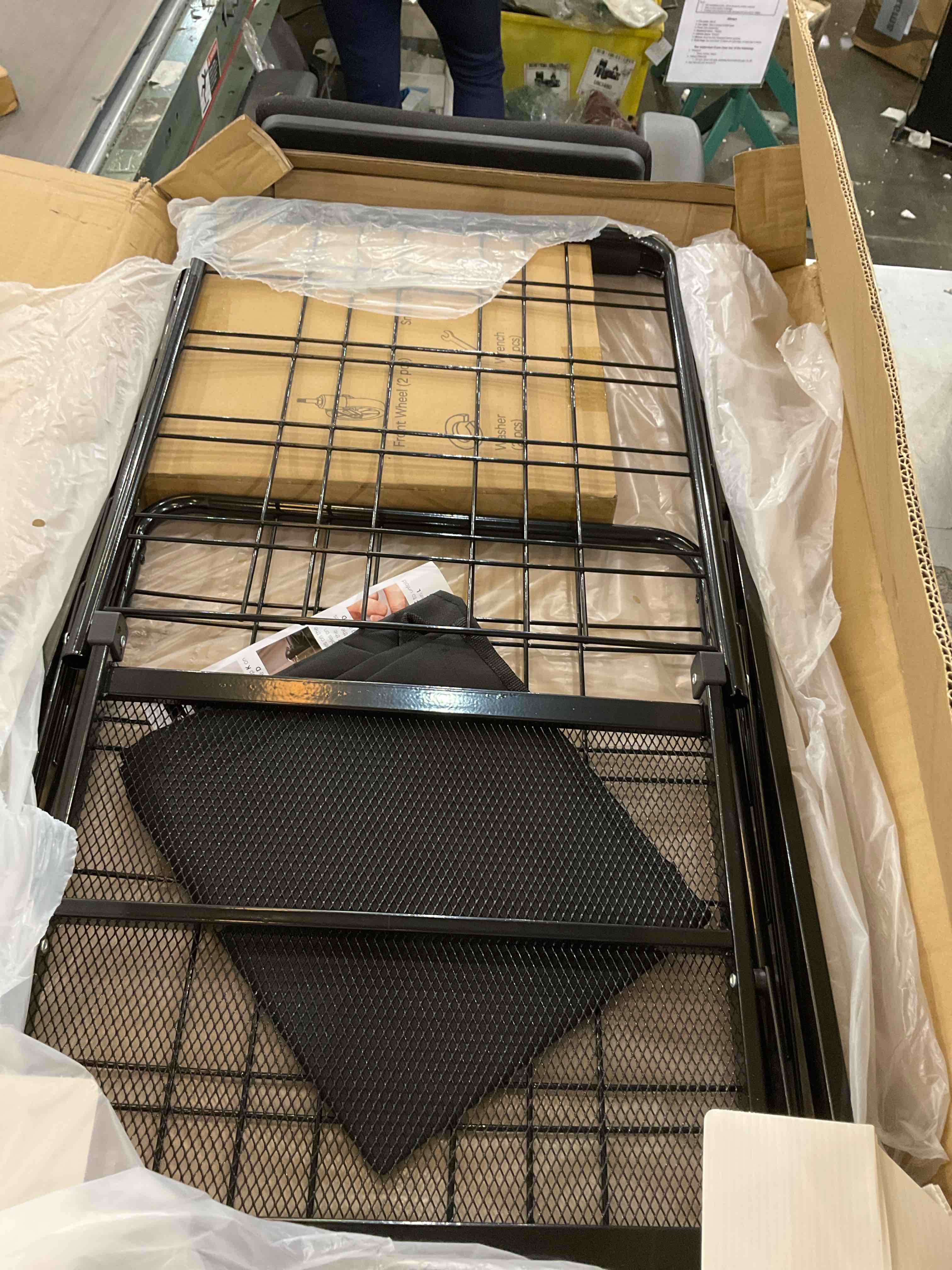 https://s3.amazonaws.com/lotting-images-prod/bidfta/PPE2500224_1746544710750.jpeg