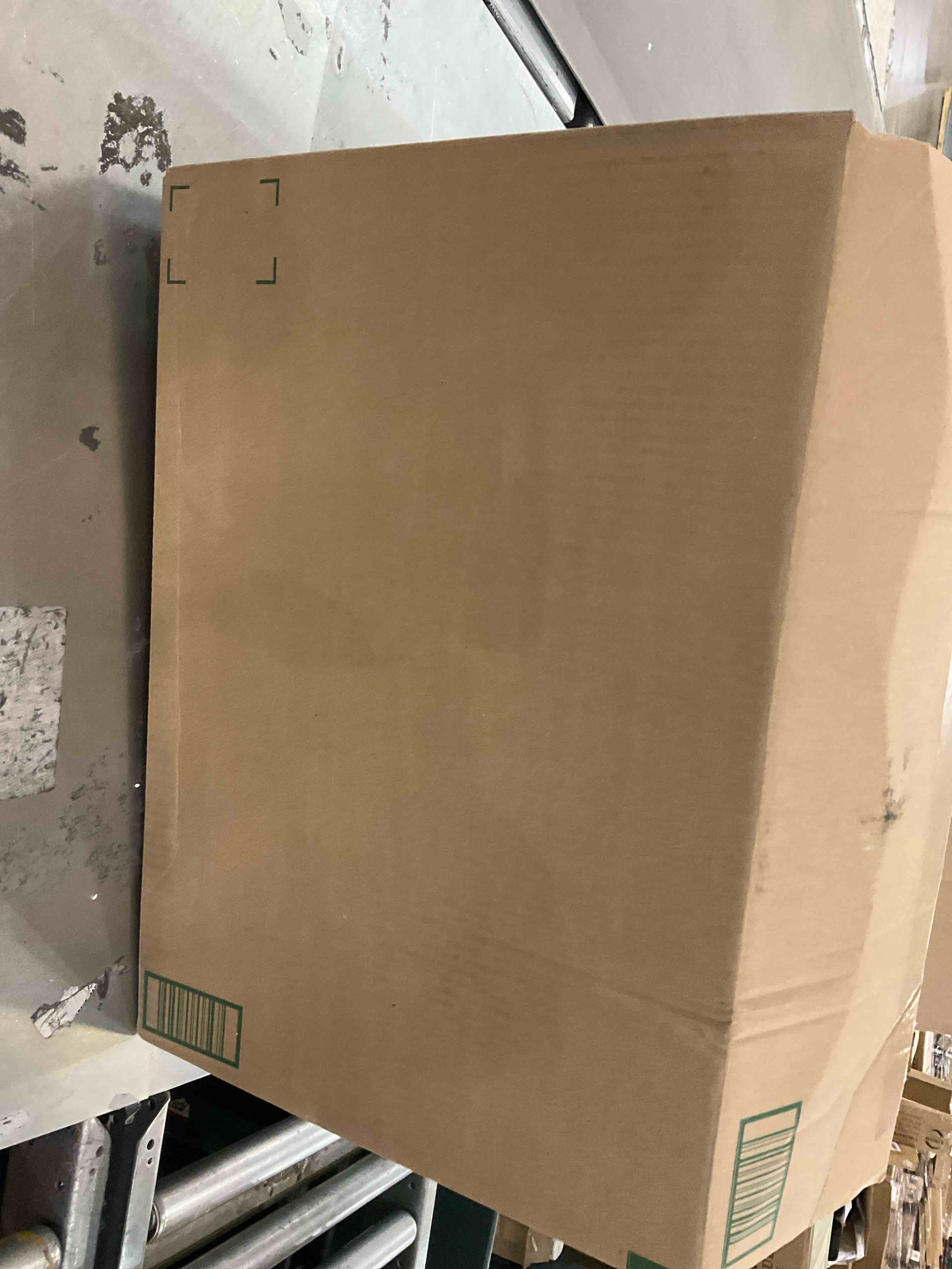 https://s3.amazonaws.com/lotting-images-prod/bidfta/PPE2500225_1746540397021.jpeg