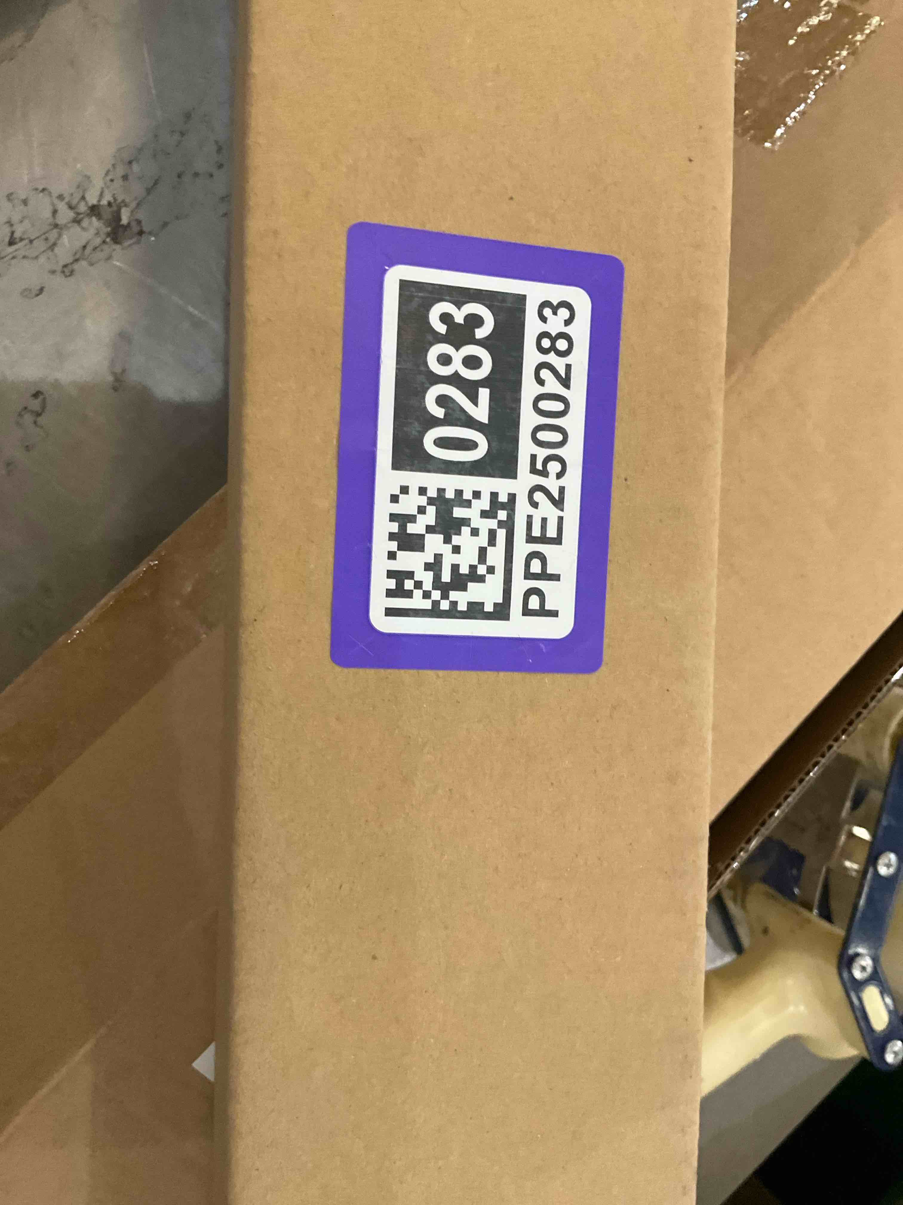 https://s3.amazonaws.com/lotting-images-prod/bidfta/PPE2500283_1746544982251.jpeg