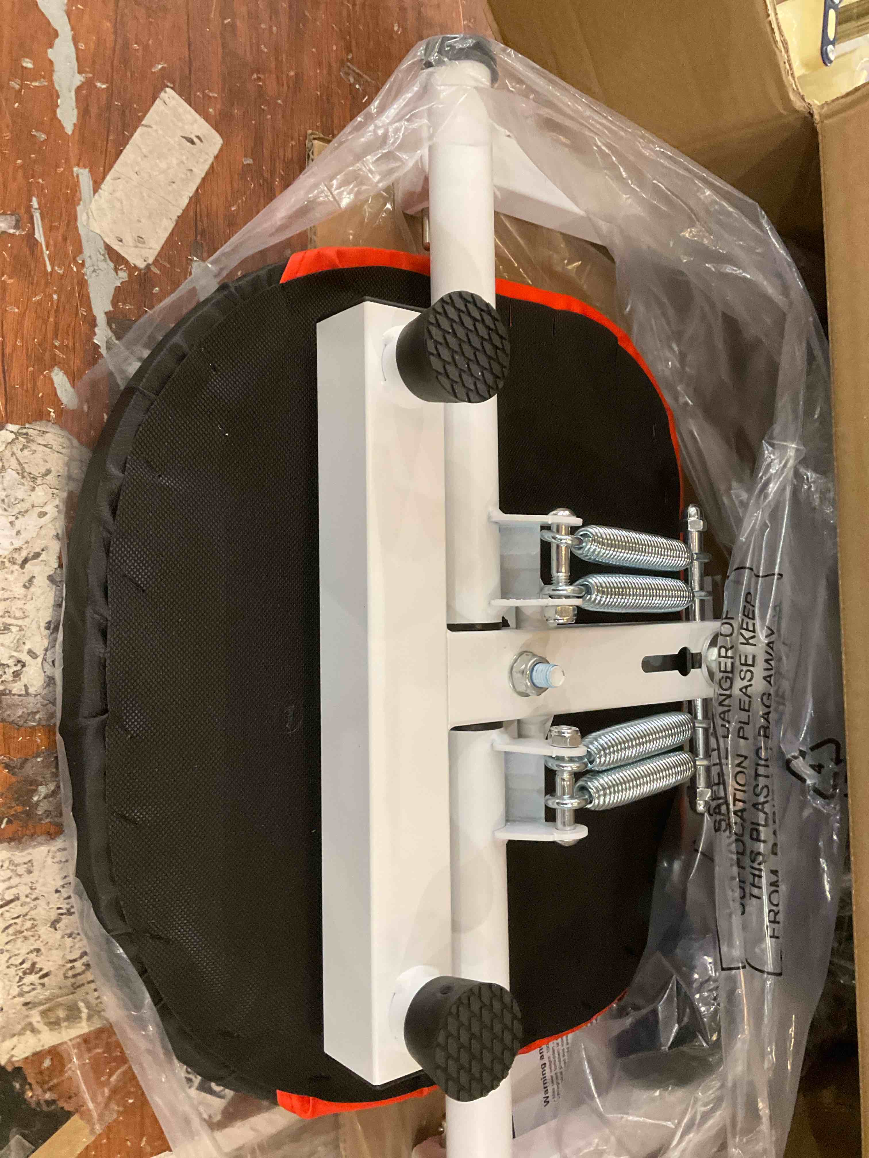 https://s3.amazonaws.com/lotting-images-prod/bidfta/PPE2500563_1746550336216.jpeg