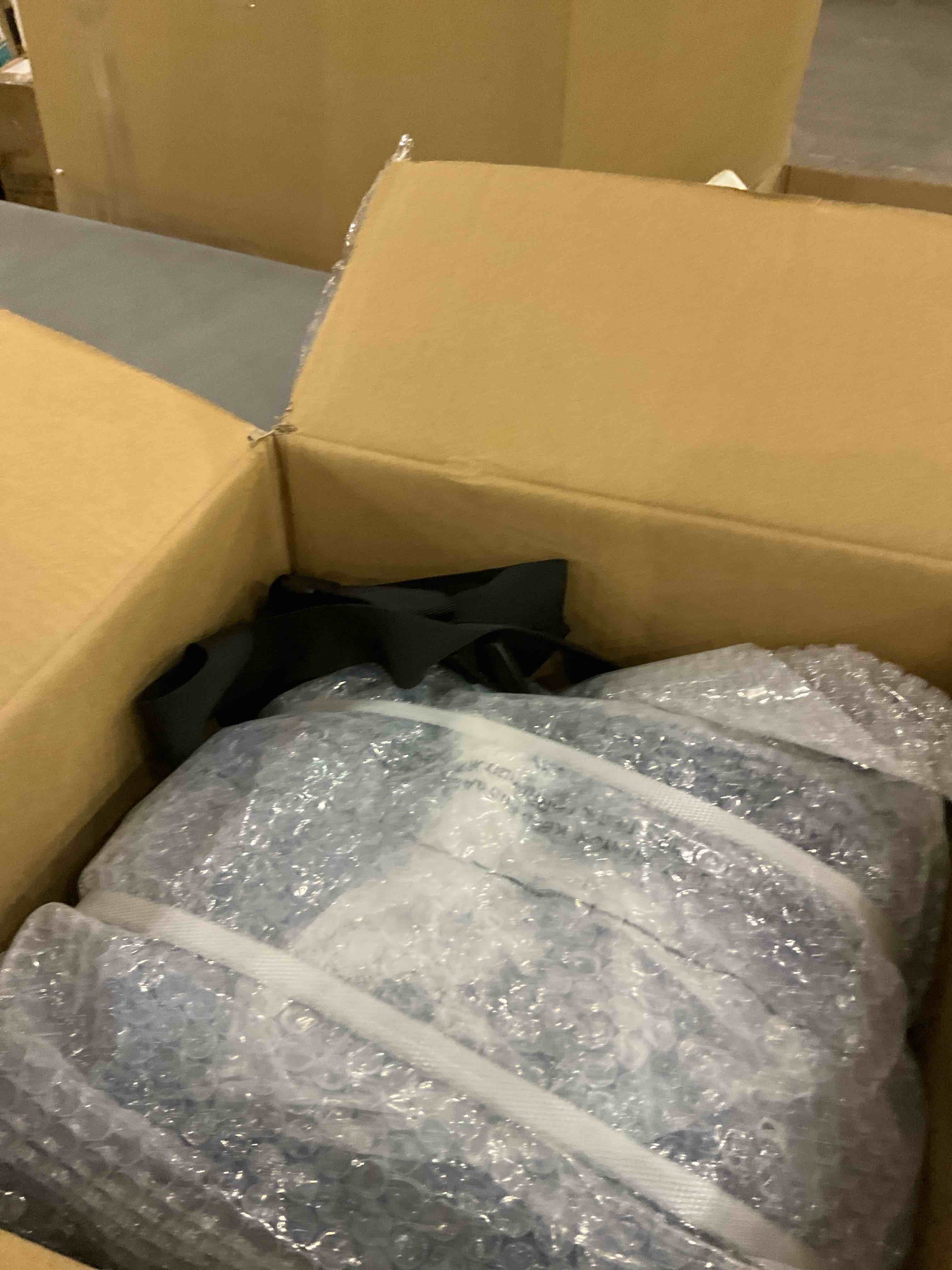 https://s3.amazonaws.com/lotting-images-prod/bidfta/PPE2500707_1746619409693.jpeg