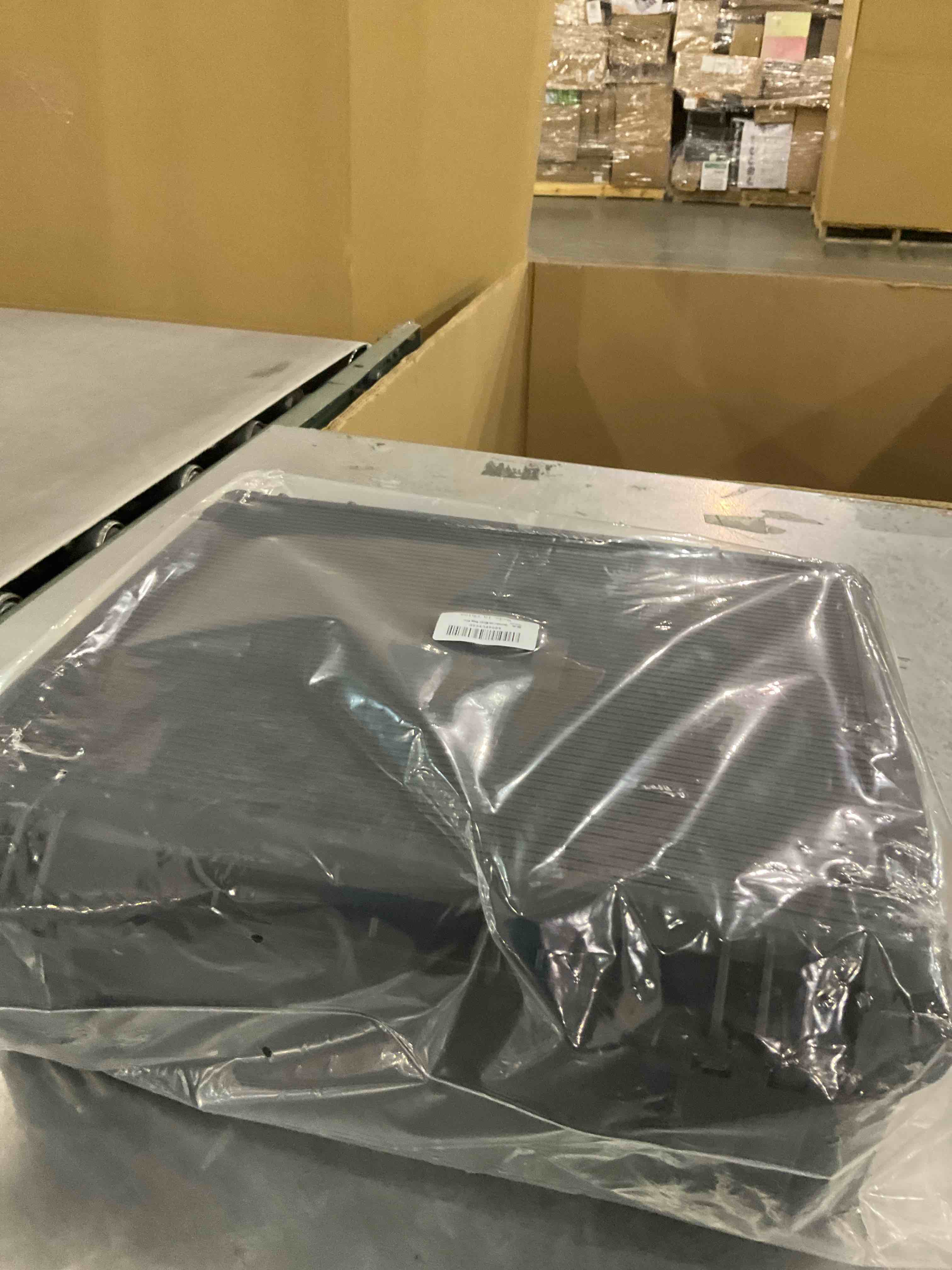 https://s3.amazonaws.com/lotting-images-prod/bidfta/PPE2500794_1746617912105.jpeg