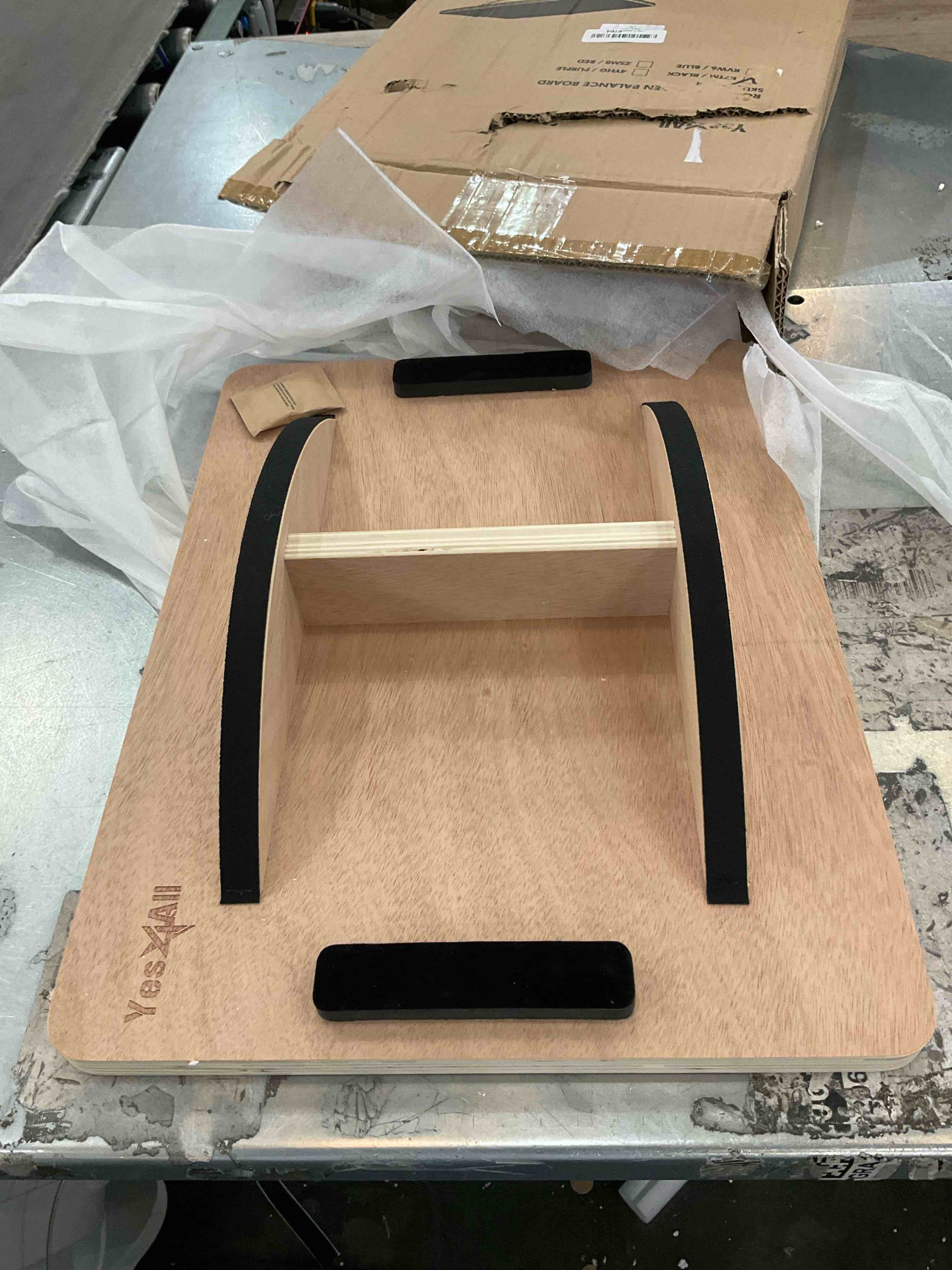 https://s3.amazonaws.com/lotting-images-prod/bidfta/PPE2500877_1746550140790.jpeg