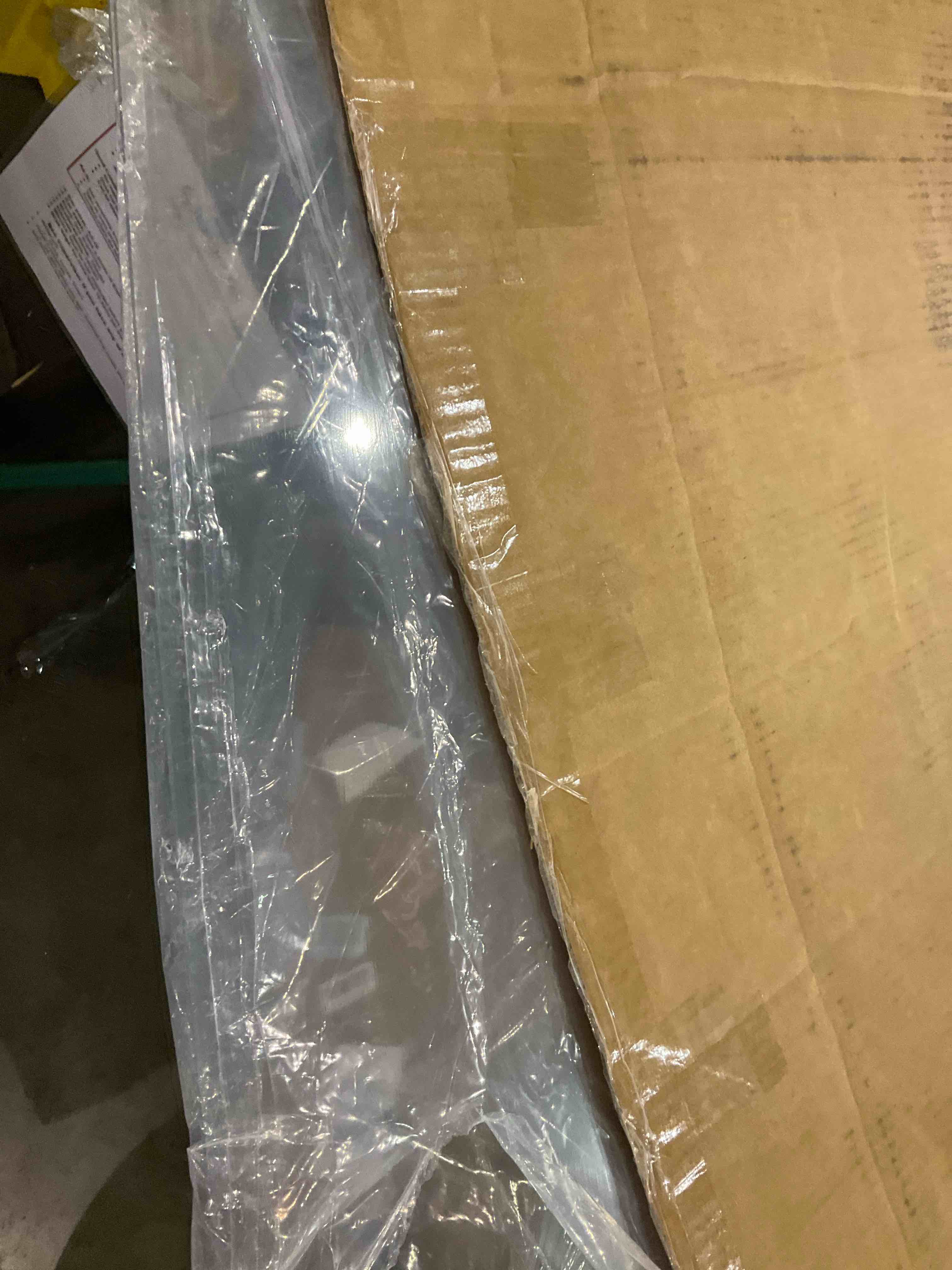 https://s3.amazonaws.com/lotting-images-prod/bidfta/PPE2501022_1746622576505.jpeg