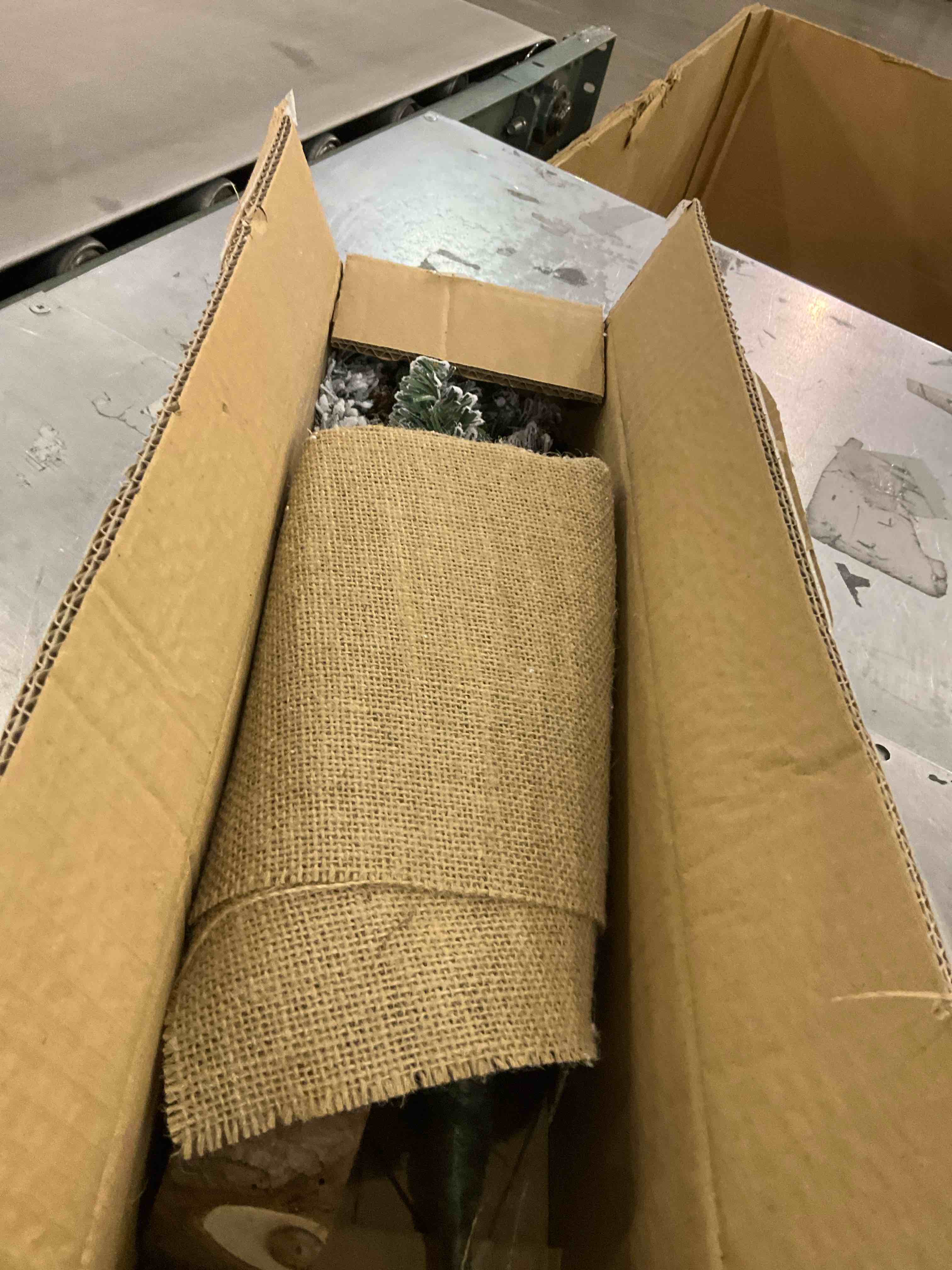 https://s3.amazonaws.com/lotting-images-prod/bidfta/PPE2501421_1746636348620.jpeg