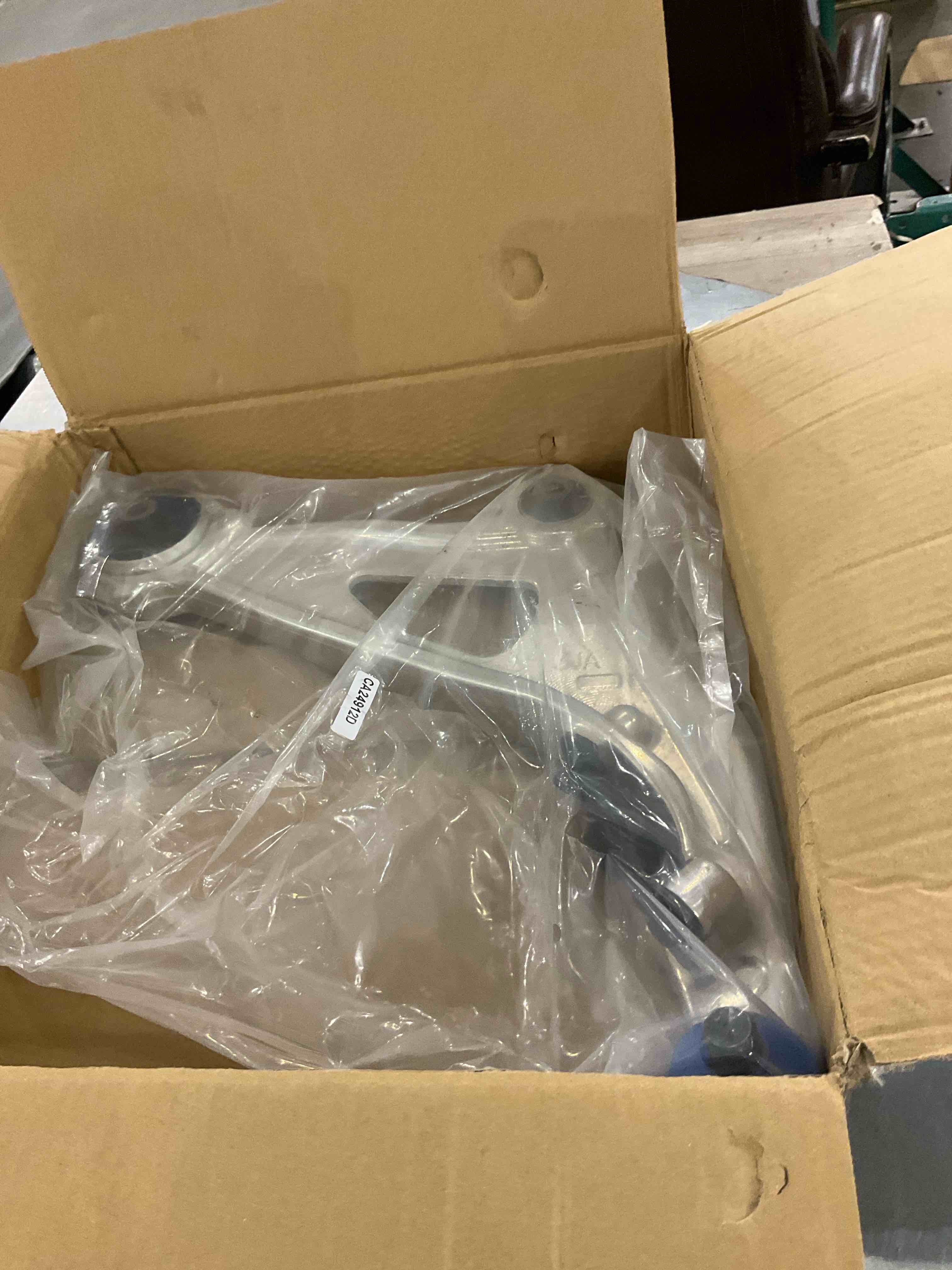 https://s3.amazonaws.com/lotting-images-prod/bidfta/PPE2501543_1746626688705.jpeg