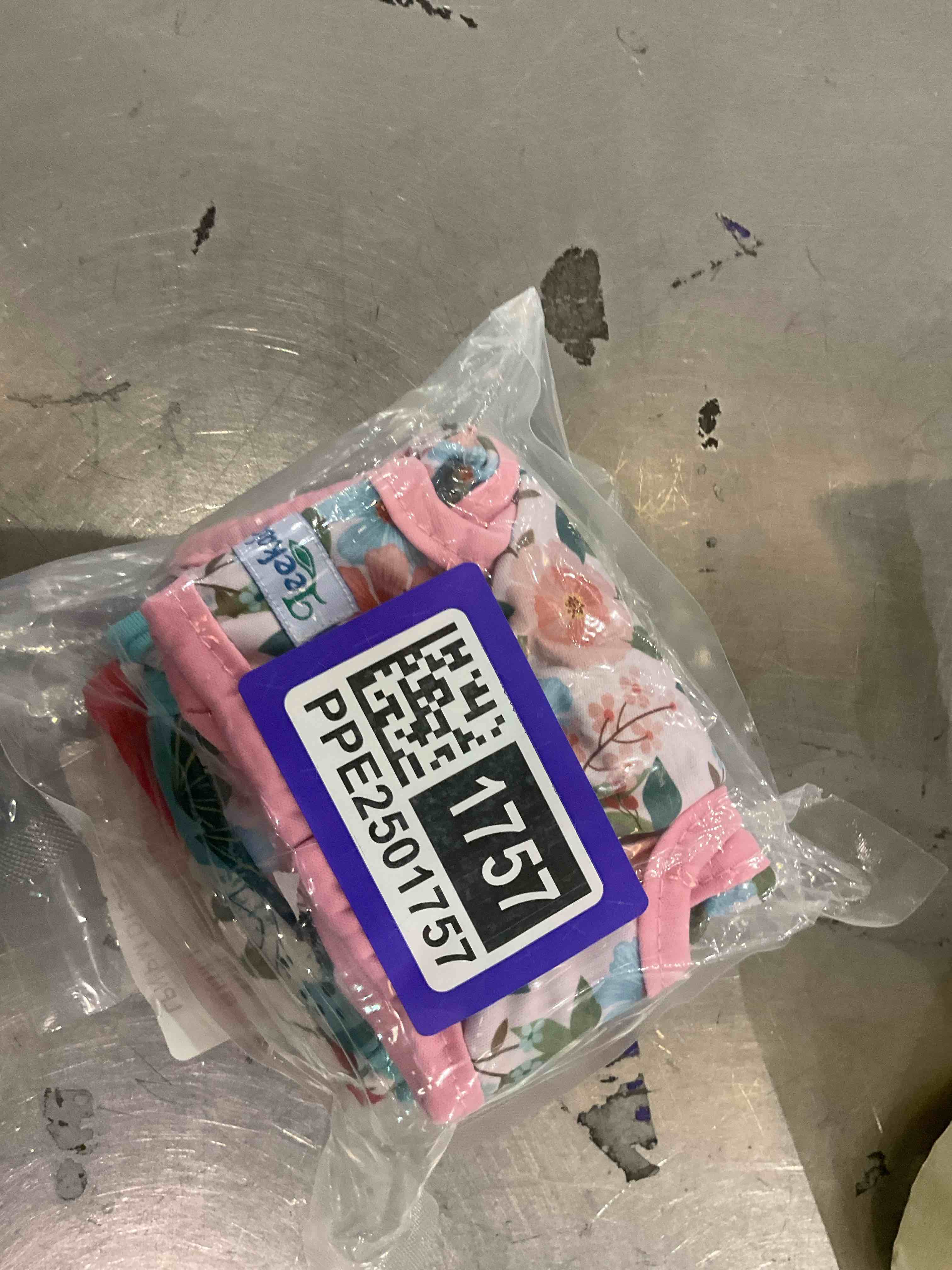 Leekalos Reusable Washable Dog Diapers Female (3 Pack) - Highly Absorbent Doggie Diapers - Size Adjustable Puppy Diapers for Dog Period Panties (Small, Flora) Small (Newborn-10.5" Waist) Flora(Gray Lining)