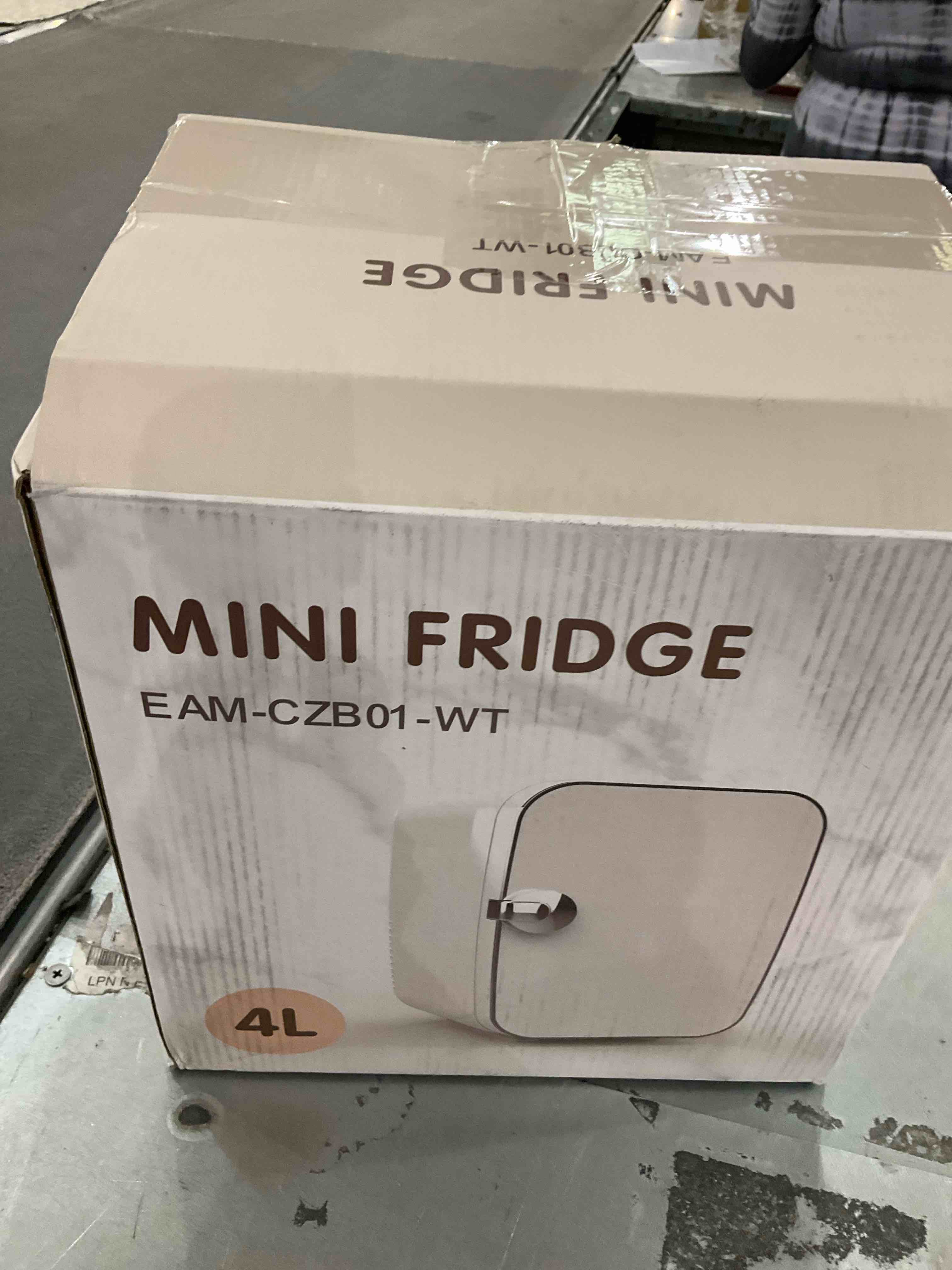 https://s3.amazonaws.com/lotting-images-prod/bidfta/PPE2501997_1746639506089.jpeg