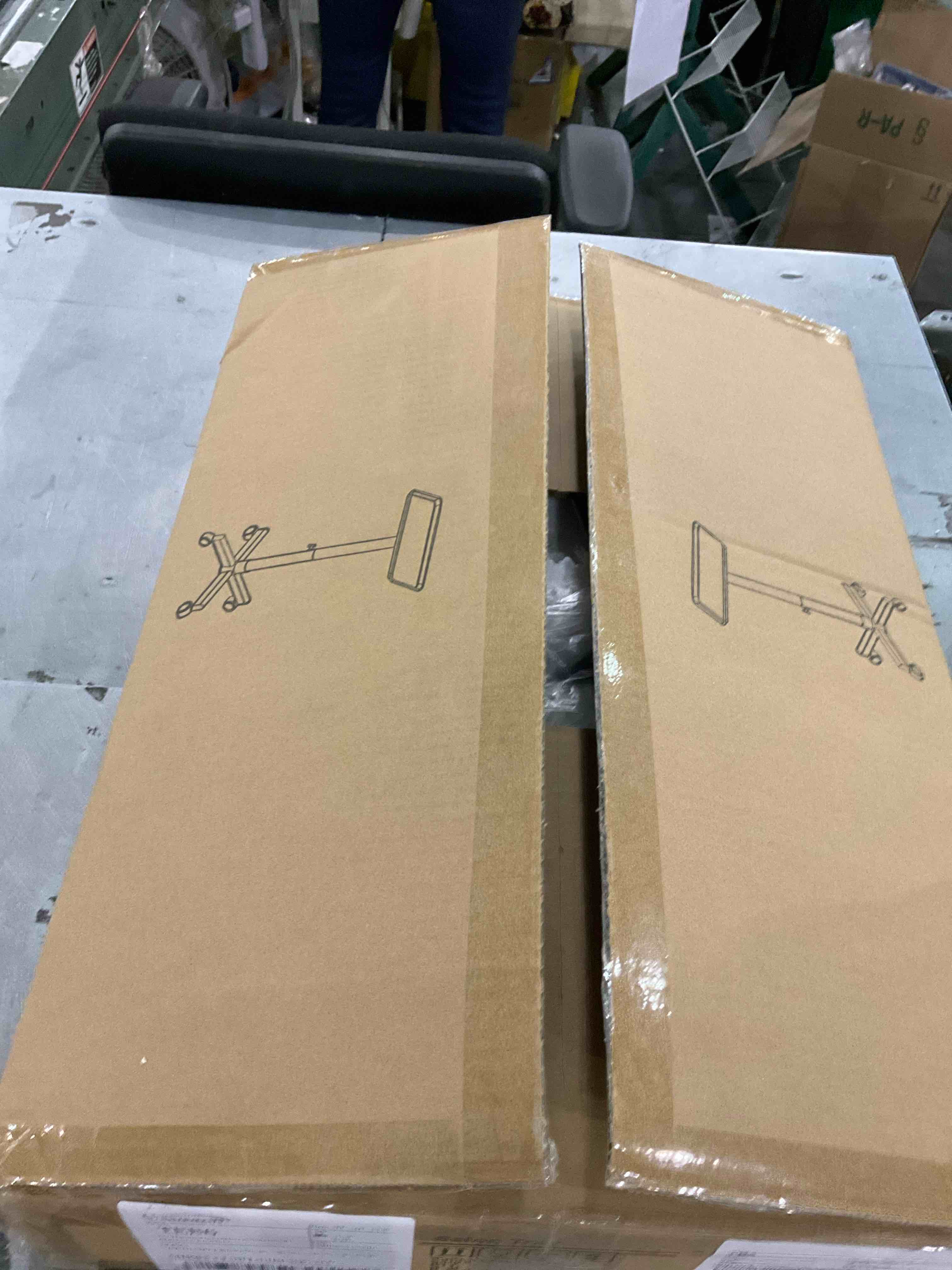 https://s3.amazonaws.com/lotting-images-prod/bidfta/PPE2502184_1746704222914.jpeg