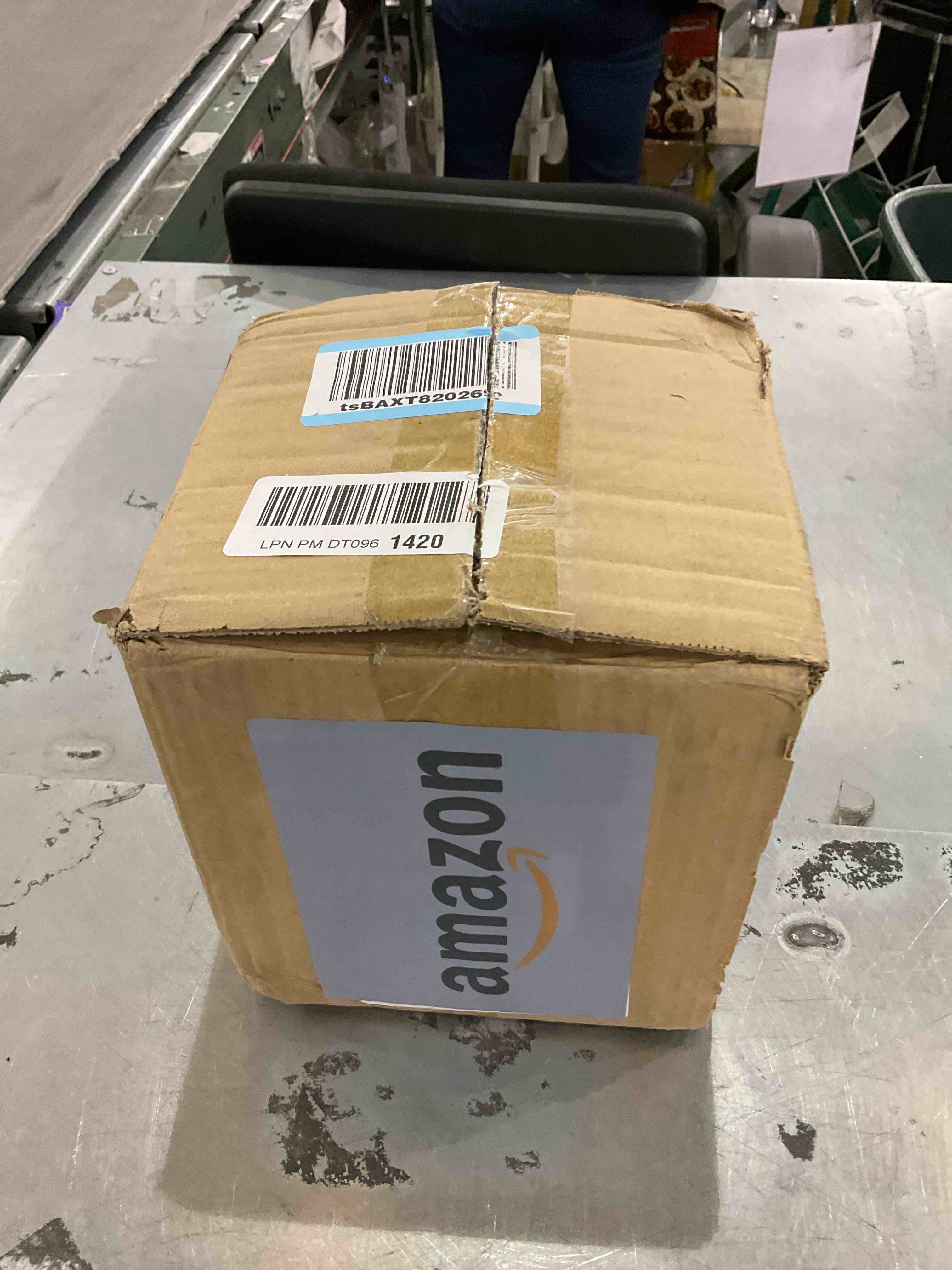 https://s3.amazonaws.com/lotting-images-prod/bidfta/PPE2502357_1746713077307.jpeg