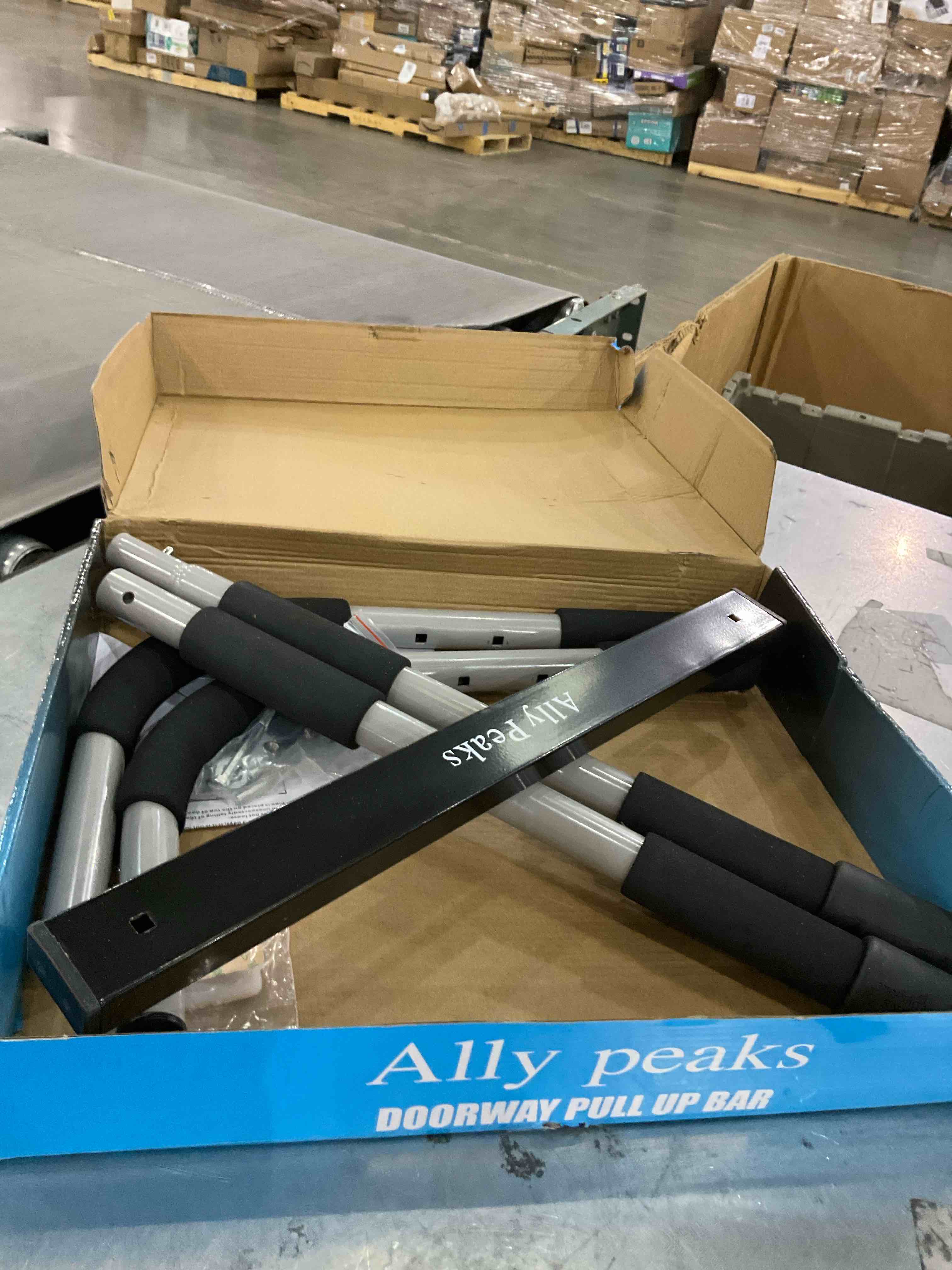 https://s3.amazonaws.com/lotting-images-prod/bidfta/PPE2502560_1746713009366.jpeg