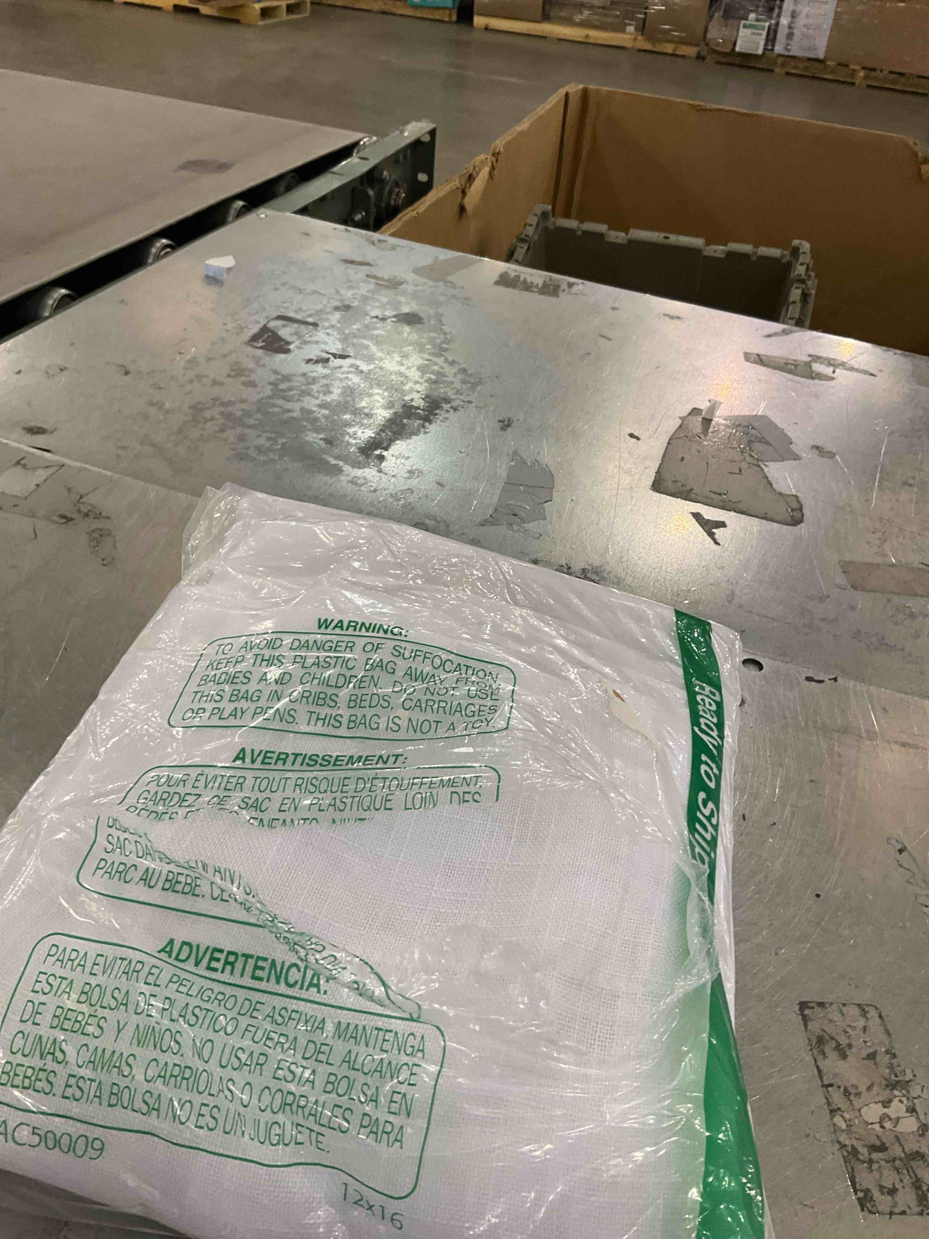 https://s3.amazonaws.com/lotting-images-prod/bidfta/PPE2502565_1746712244213.jpeg