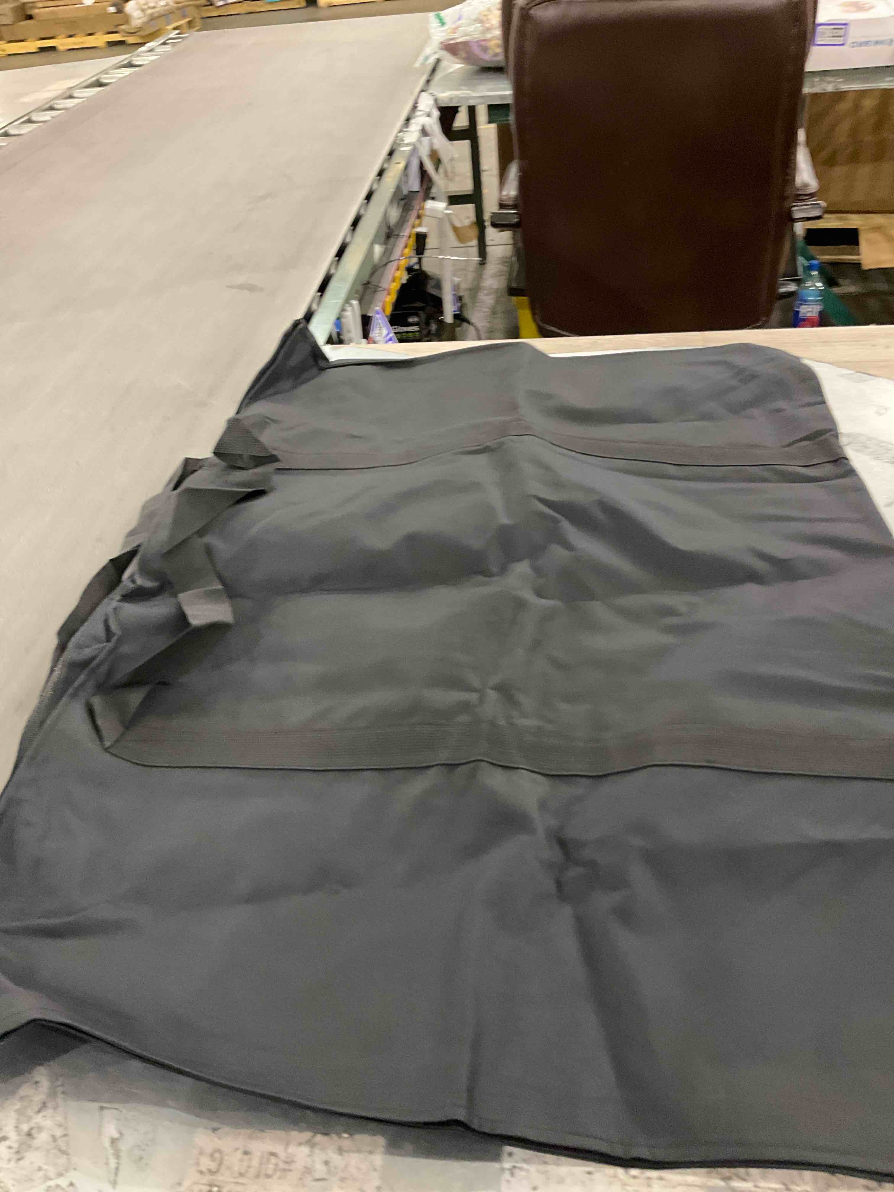 https://s3.amazonaws.com/lotting-images-prod/bidfta/PPE2502743_1746716029151.jpeg