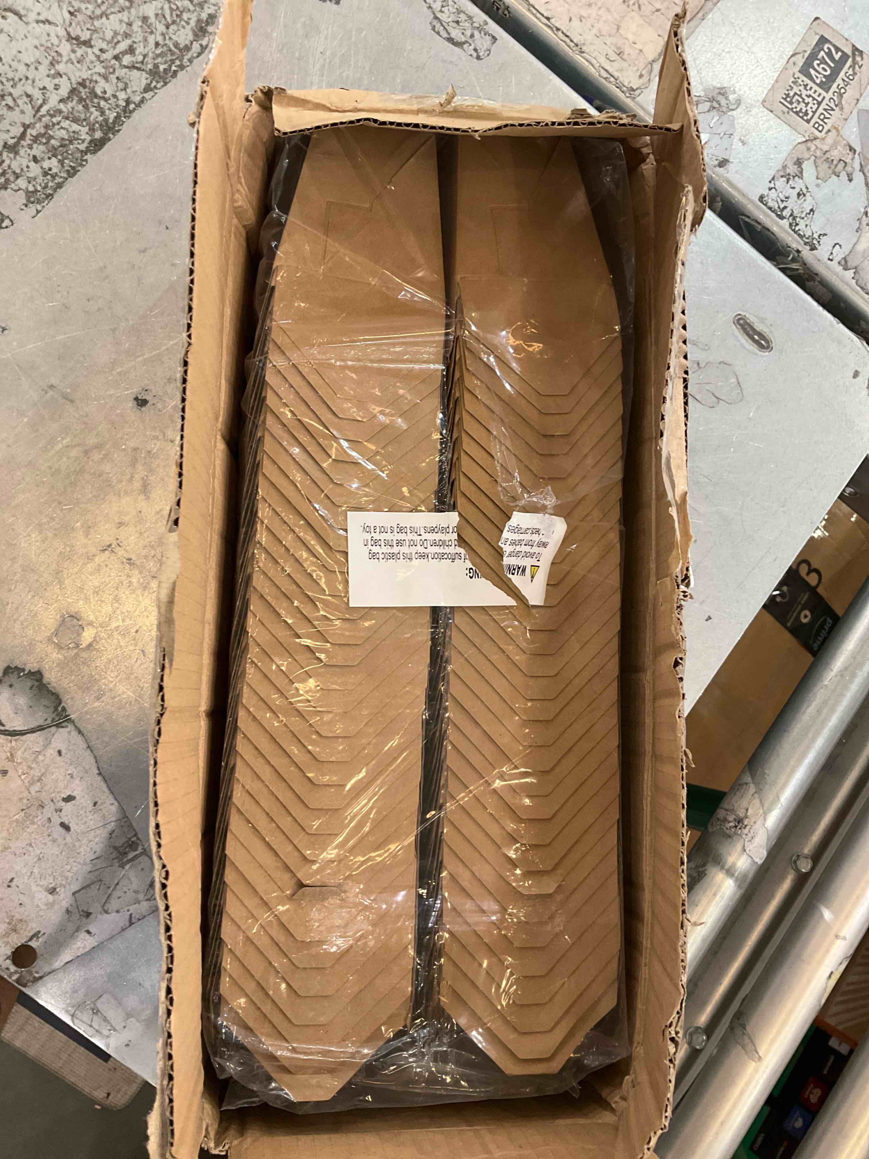 https://s3.amazonaws.com/lotting-images-prod/bidfta/PPE2502827_1746730032226.jpeg