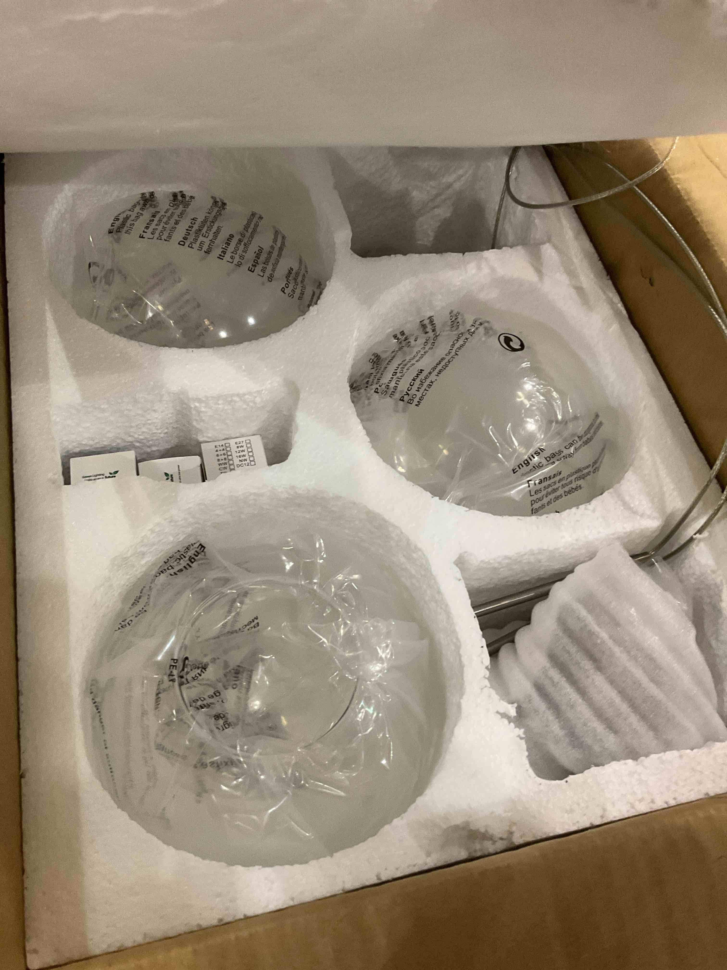 https://s3.amazonaws.com/lotting-images-prod/bidfta/PPE2502831_1746728563510.jpeg
