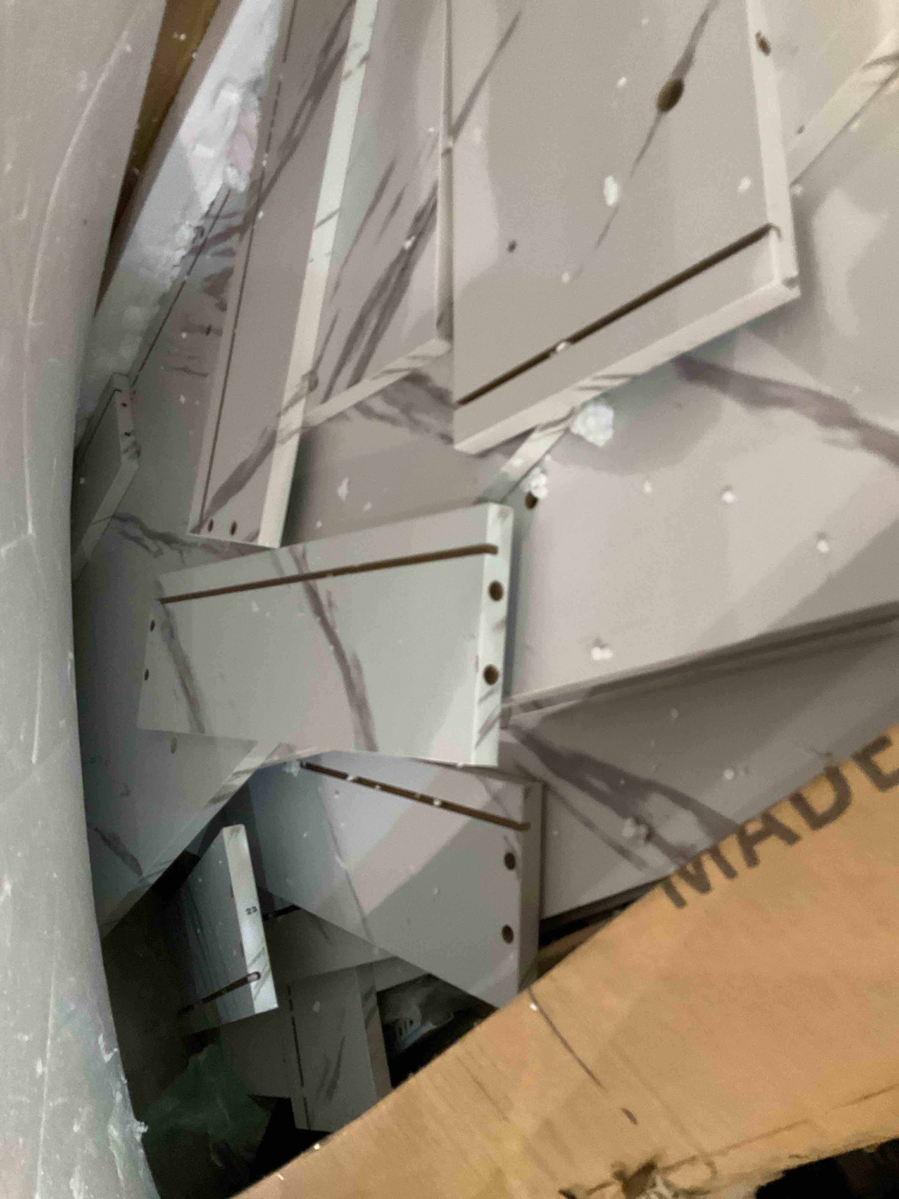 https://s3.amazonaws.com/lotting-images-prod/bidfta/PPE2503194_1746706708650.jpeg
