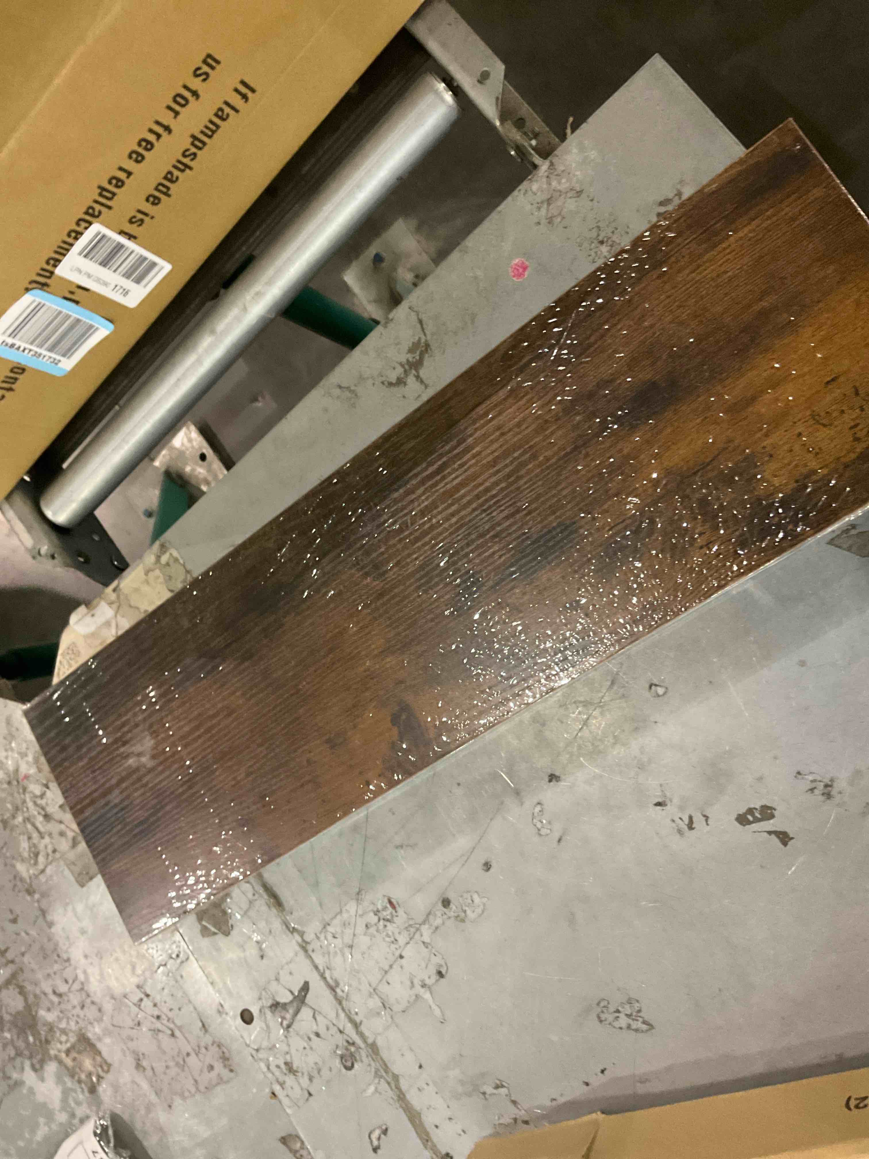 https://s3.amazonaws.com/lotting-images-prod/bidfta/PPE2503309_1746617120292.jpeg