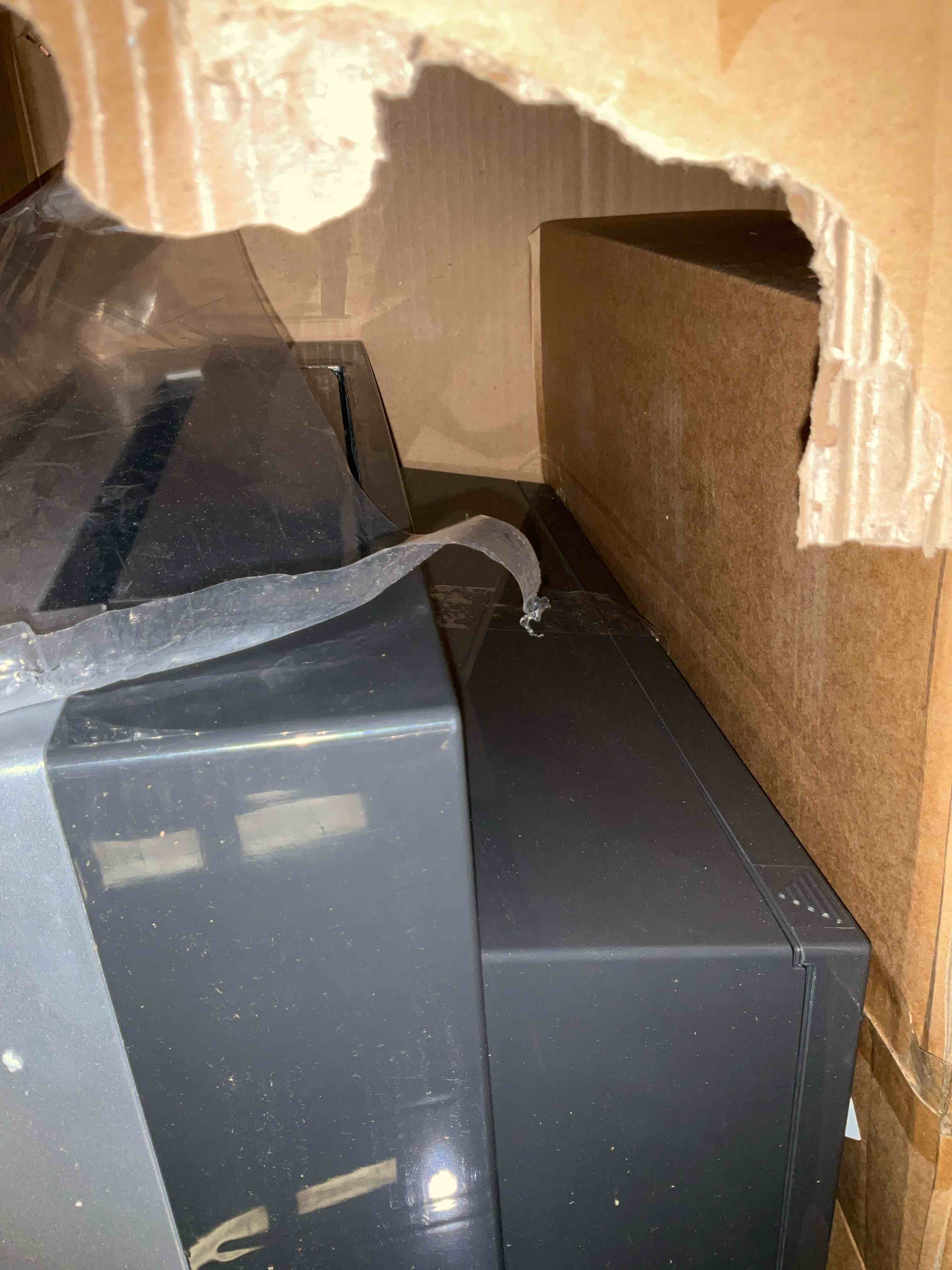 https://s3.amazonaws.com/lotting-images-prod/bidfta/PPE2503537_1746810477284.jpeg
