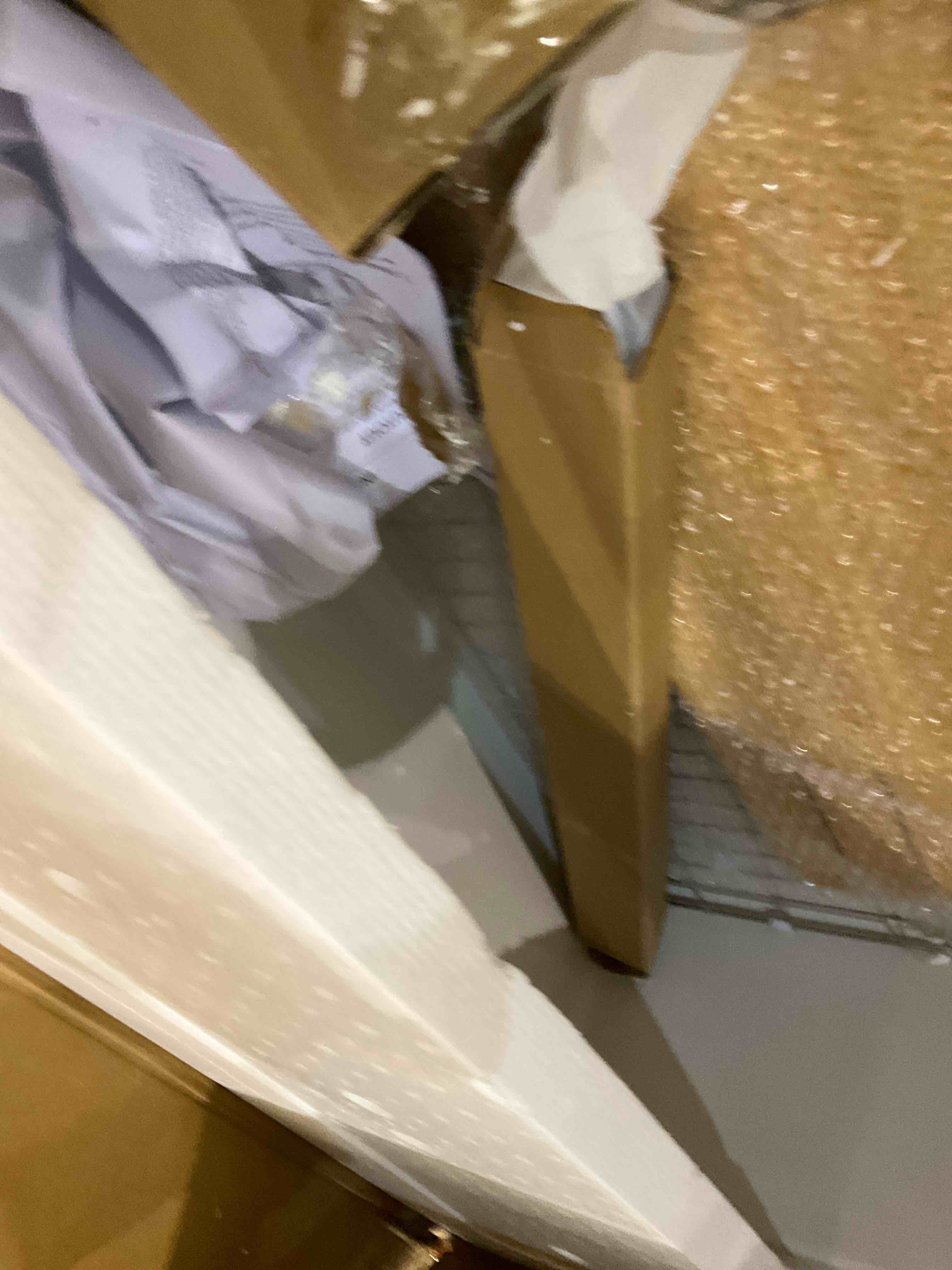 https://s3.amazonaws.com/lotting-images-prod/bidfta/PPE2503640_1746805550058.jpeg