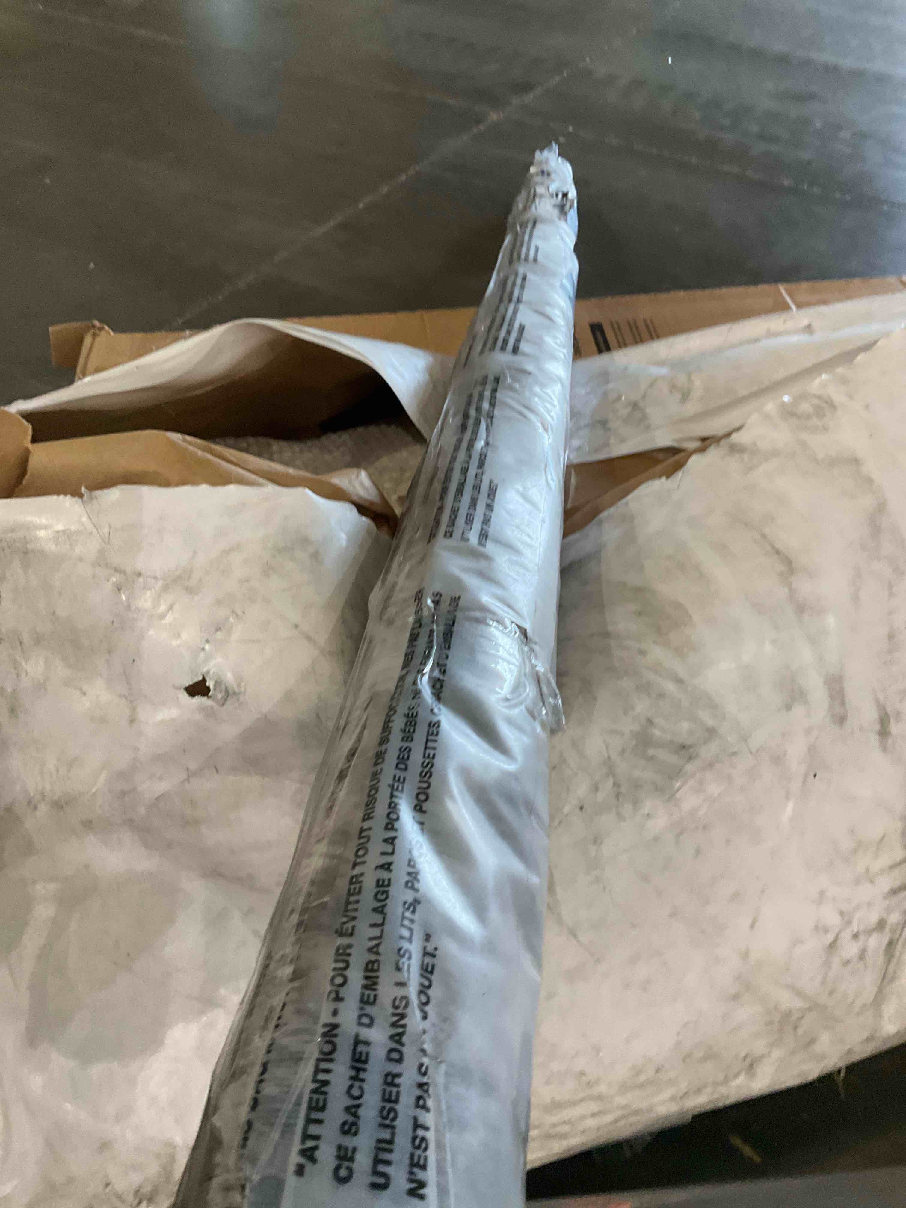 https://s3.amazonaws.com/lotting-images-prod/bidfta/PPE2503663_1746803657101.jpeg