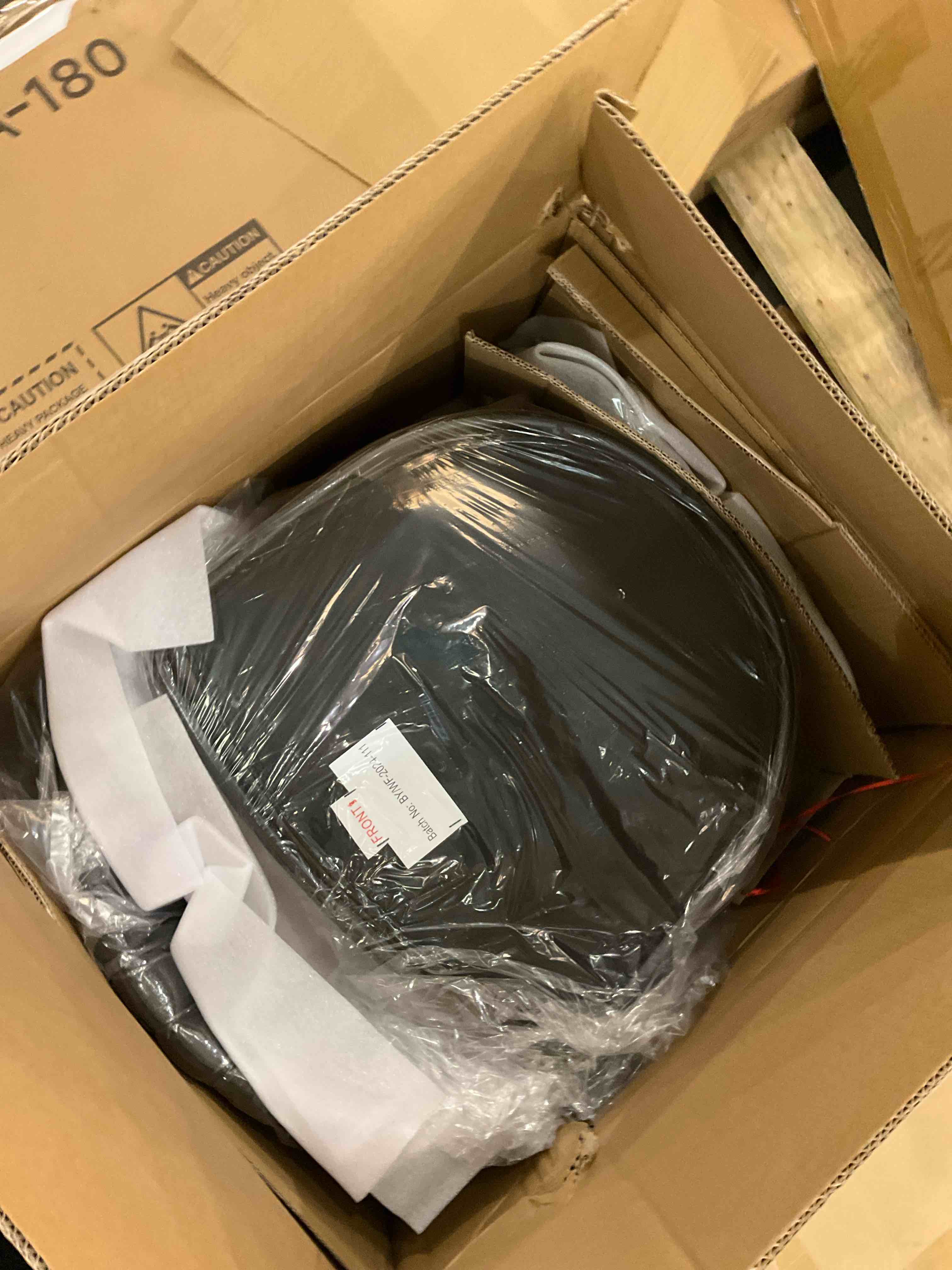 https://s3.amazonaws.com/lotting-images-prod/bidfta/PPE2503750_1746726668060.jpeg