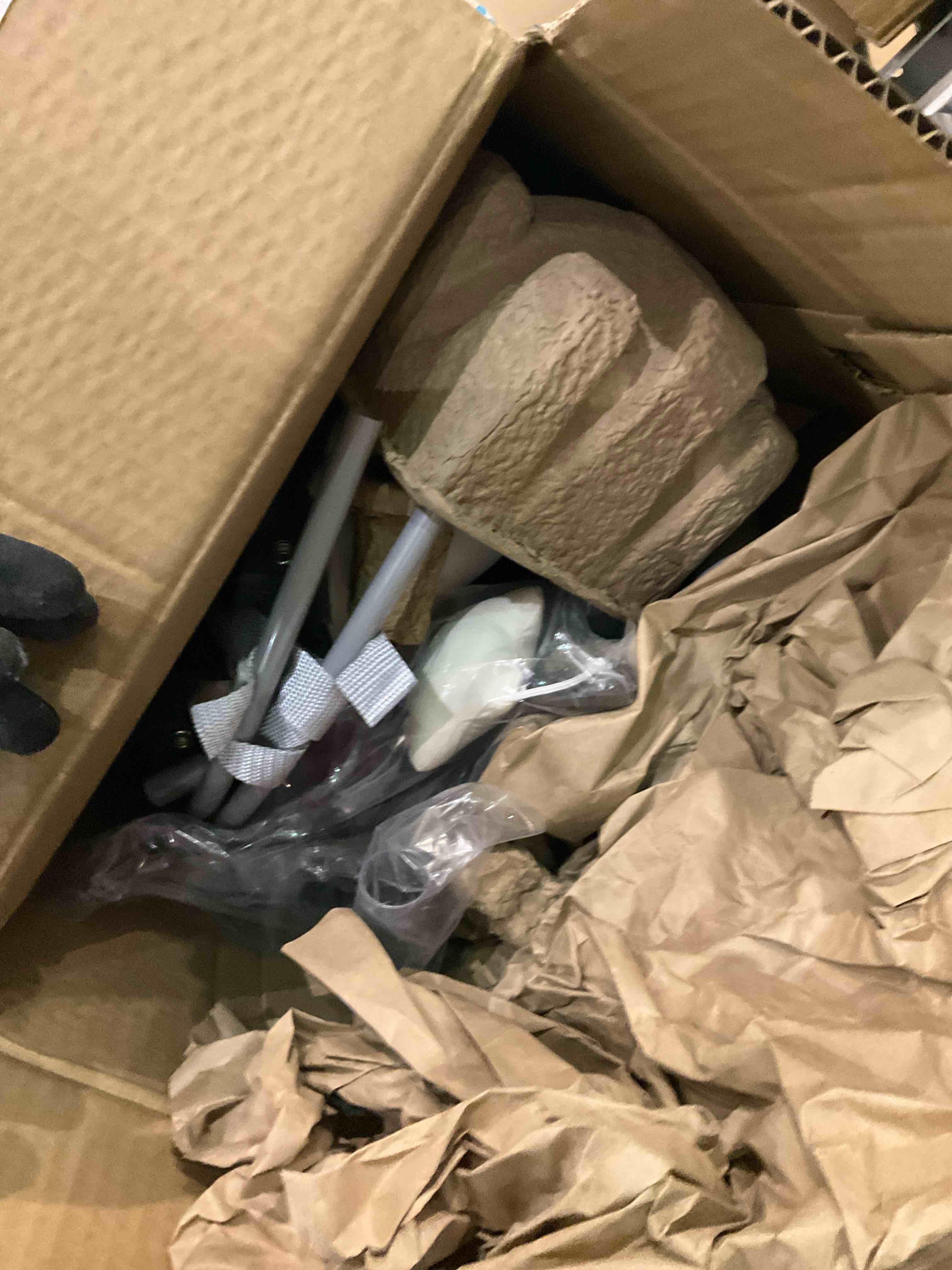 https://s3.amazonaws.com/lotting-images-prod/bidfta/PPE2503907_1746793390603.jpeg