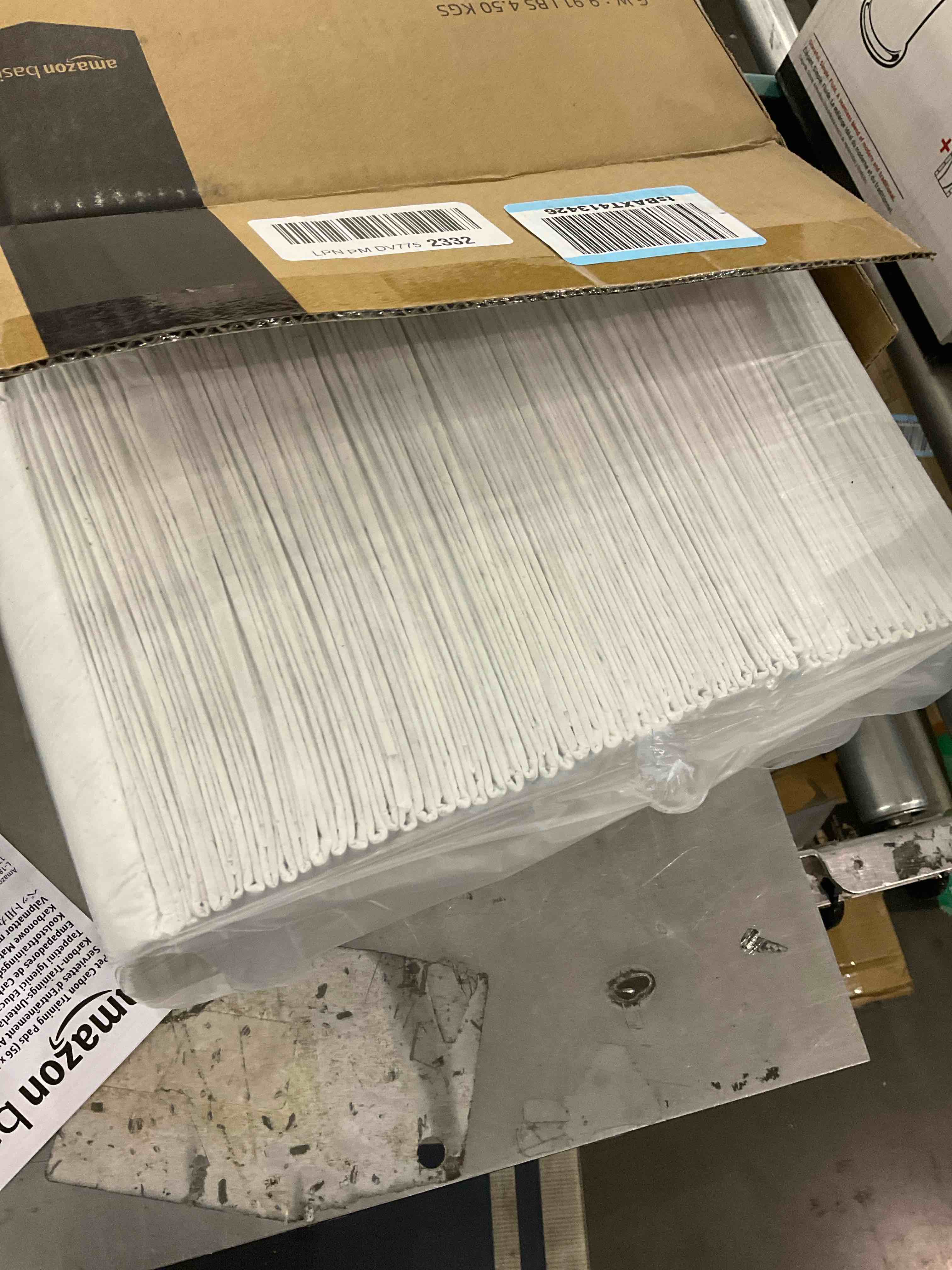 https://s3.amazonaws.com/lotting-images-prod/bidfta/PPE2503996_1746795369640.jpeg