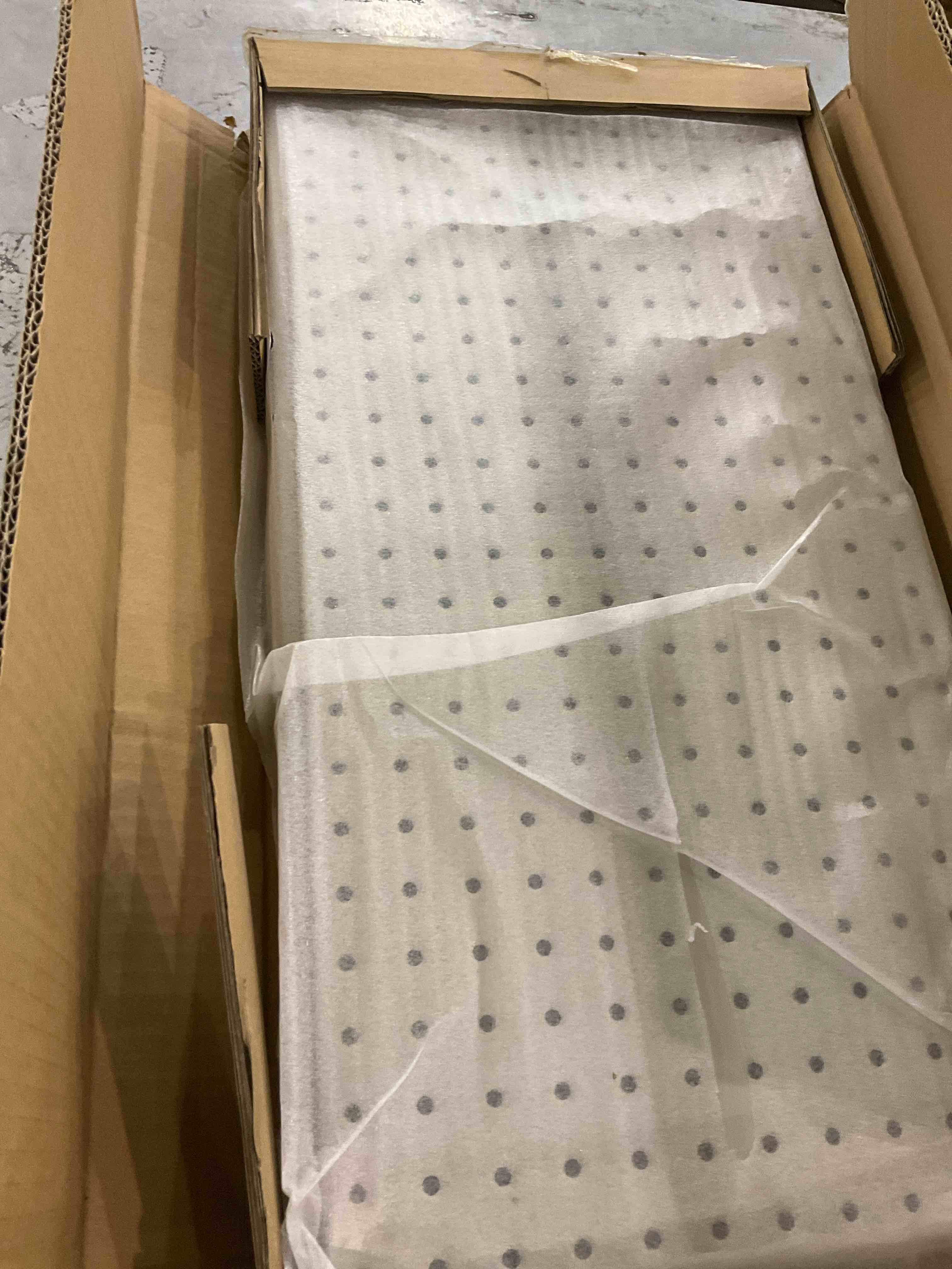 https://s3.amazonaws.com/lotting-images-prod/bidfta/PPE2504003_1746797918004.jpeg